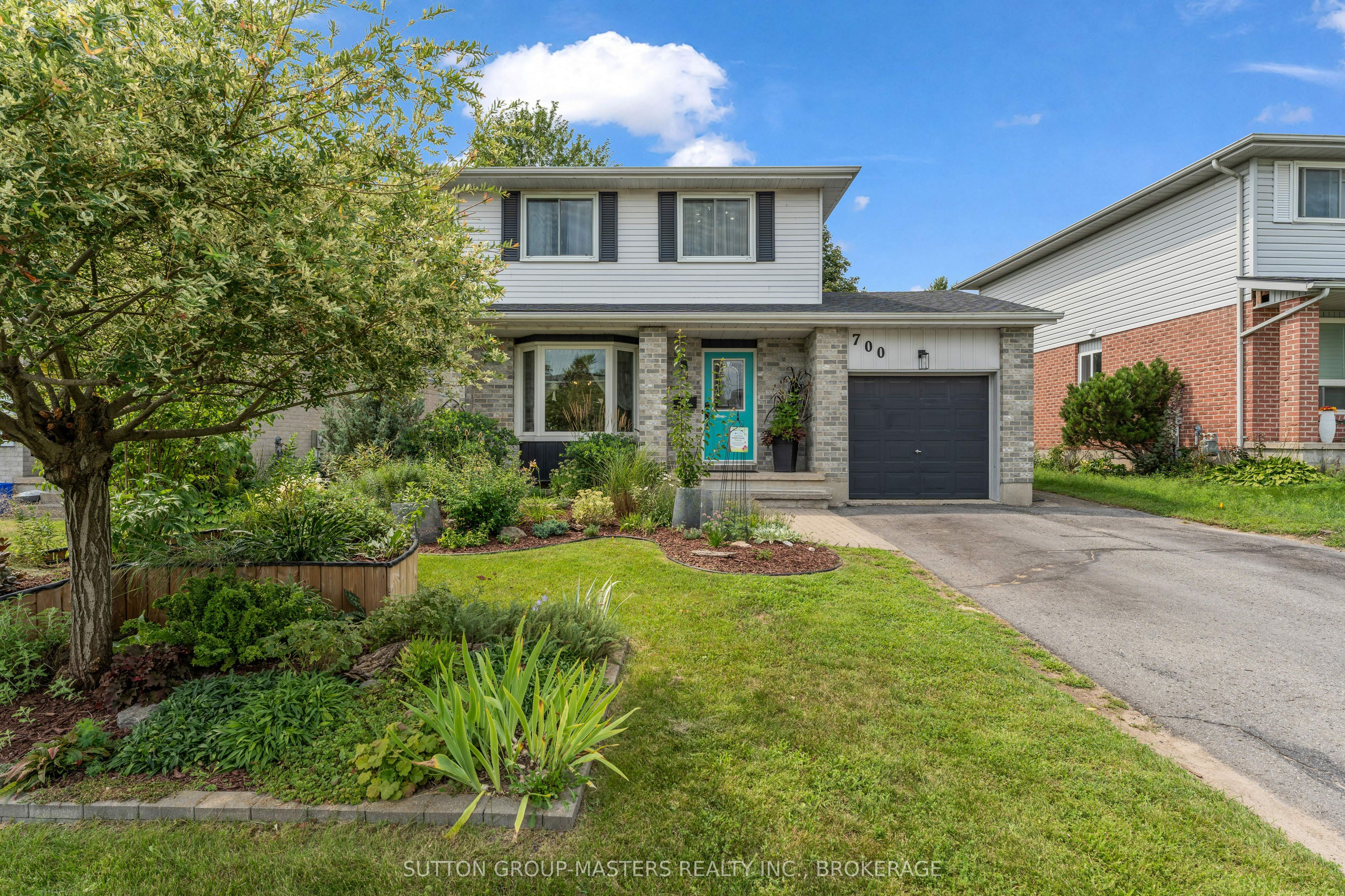 700 Cedarwood Drive, Kingston, ON K7P 2H9
