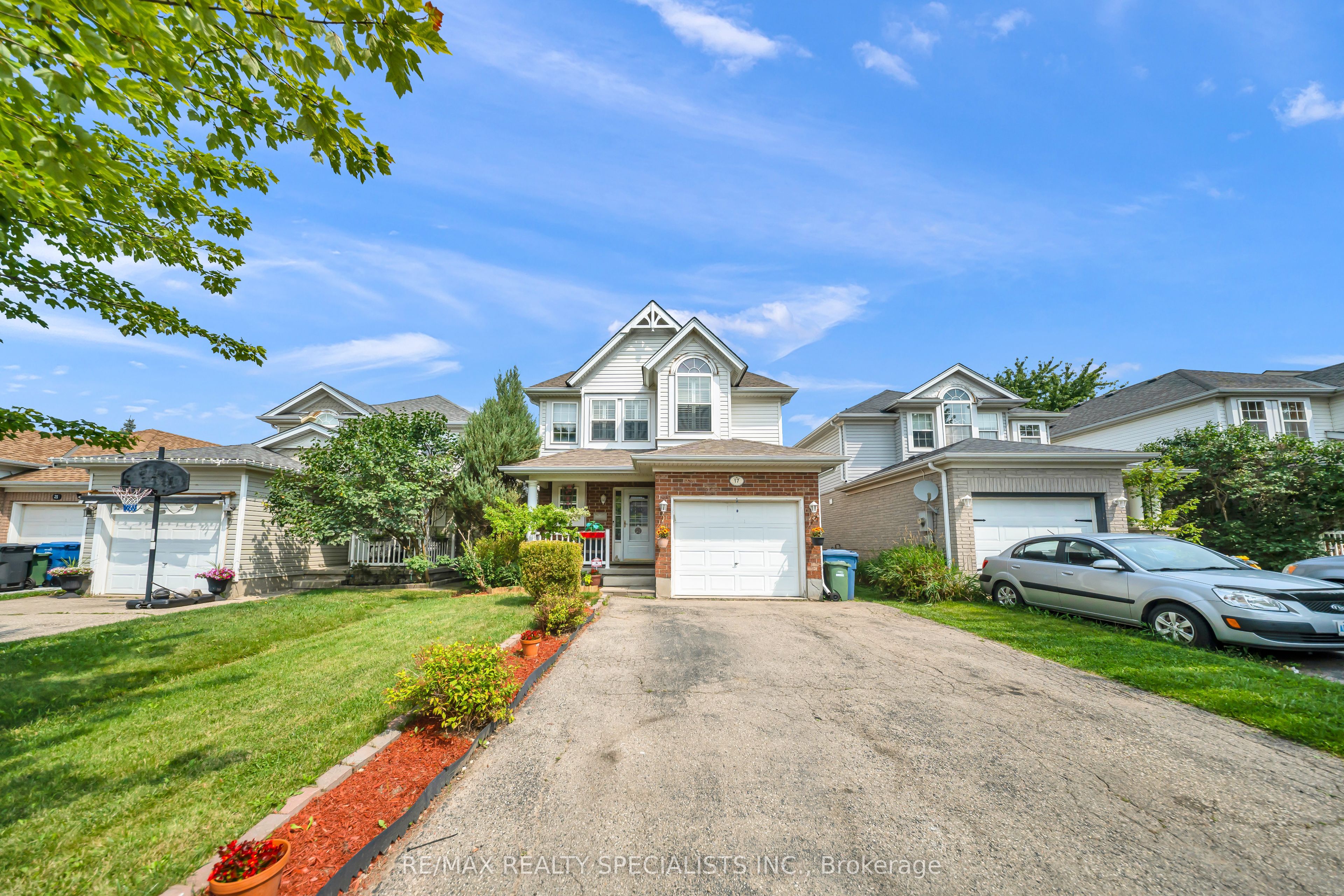 17 Buckthorn Crescent W, Guelph, ON N1E 7C3 photo 3