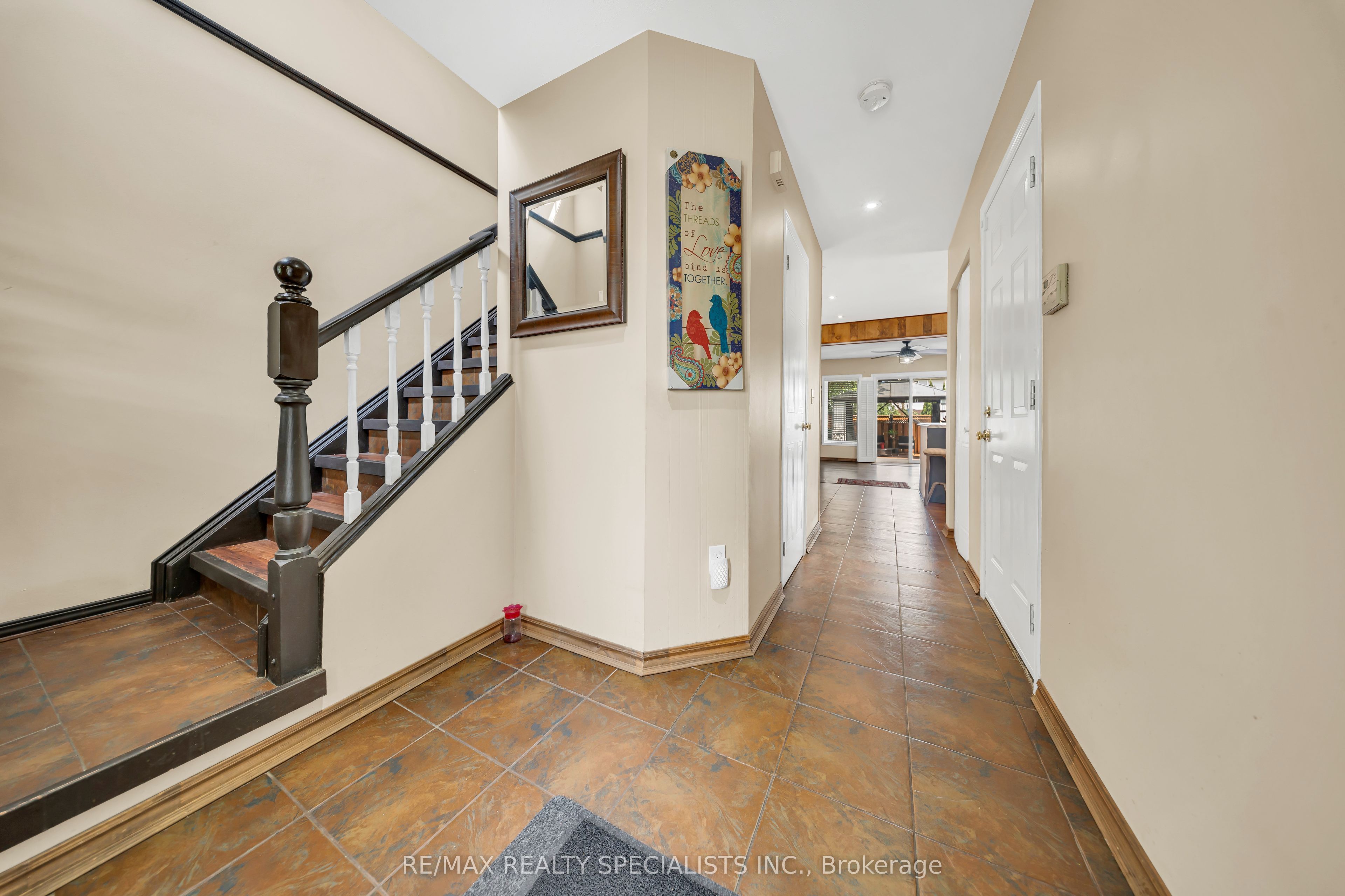17 Buckthorn Crescent W, Guelph, ON N1E 7C3 photo 5