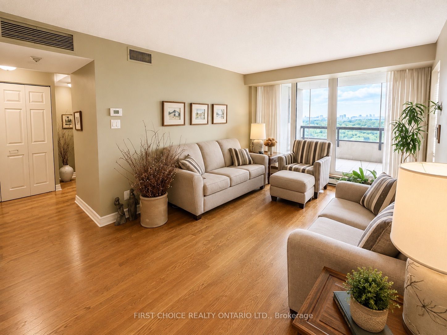 1510 Riverside Drive 1406, Alta Vista and Area, ON K1G 4X5 photo 4