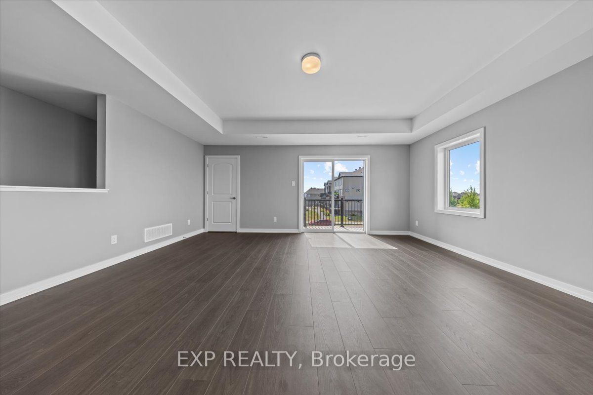 1893 Stittsville Main Street, Stittsville - Munster - Richmond, ON K2S 3K8 photo 4