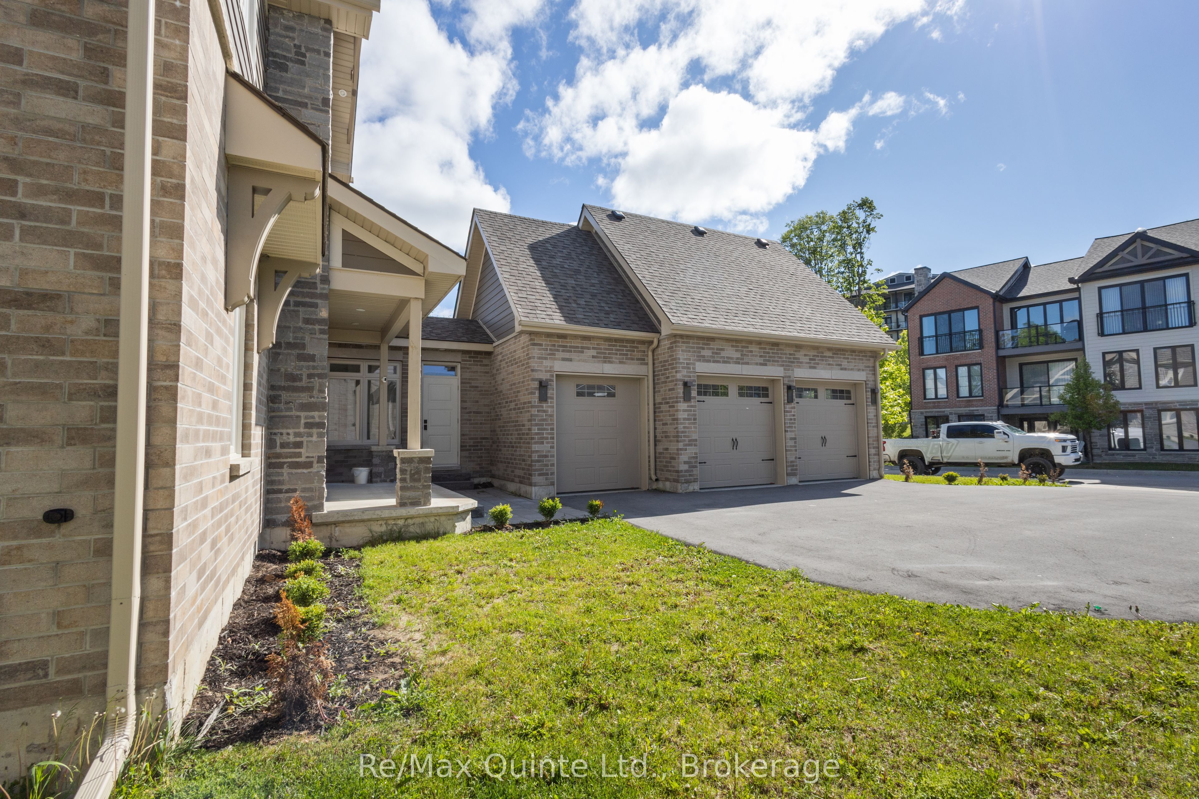 125 Villeneuve Drive, Prince Edward County, ON K0K 2T0 photo 5