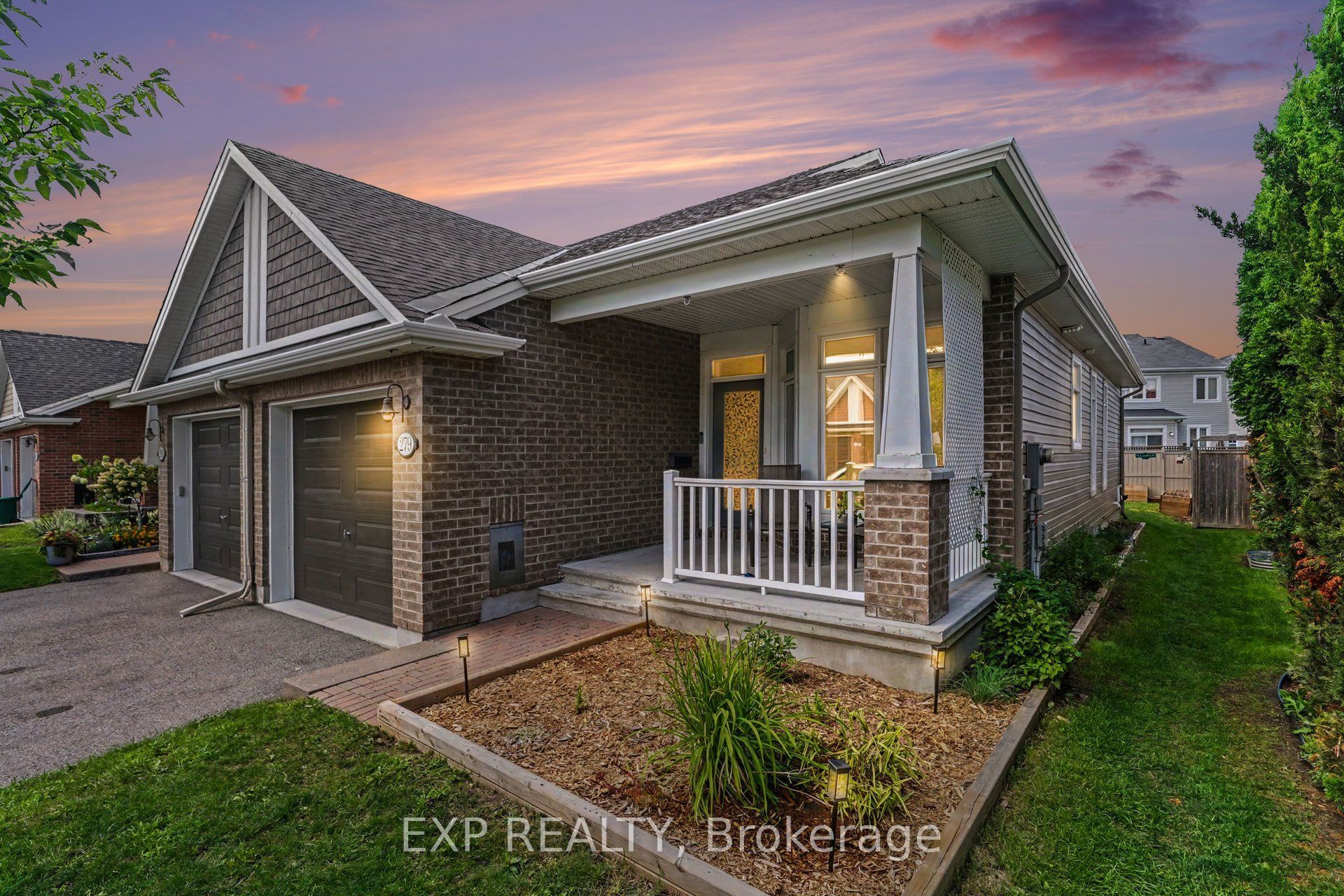 279 Brambling Way, Barrhaven, ON K2J 0T5