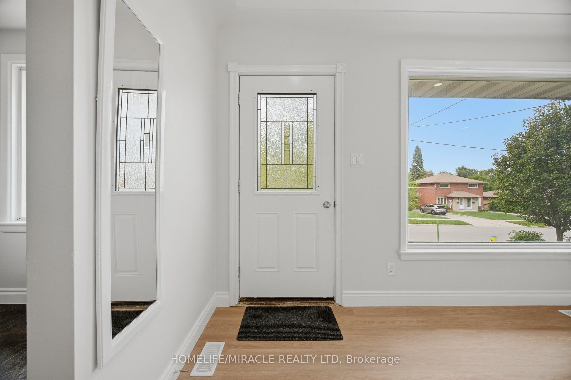 199 Allen Street E, Waterloo, ON N2J 1J9 photo 5