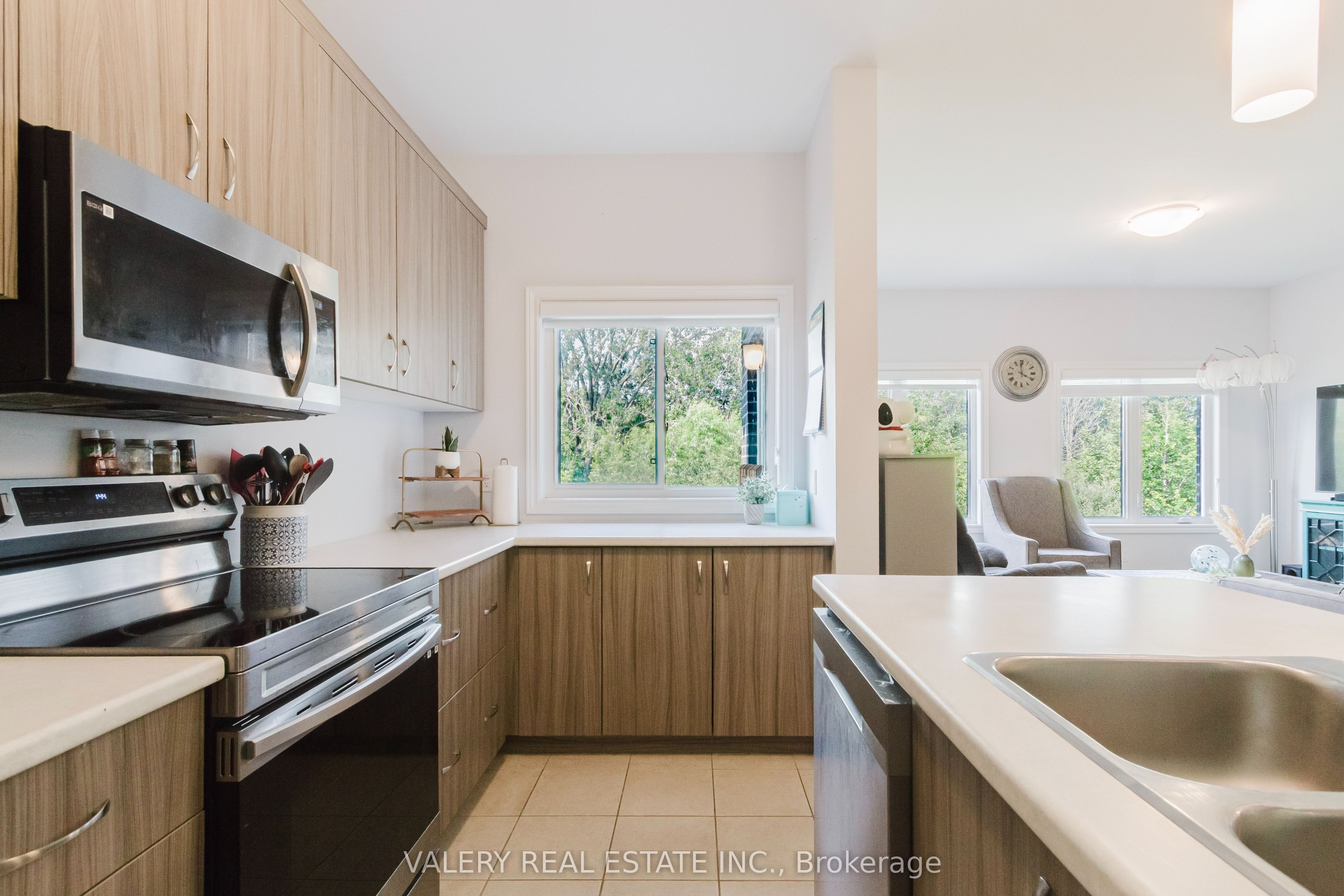 133 Caroline Street, Welland, ON L3B 0J9 photo 2