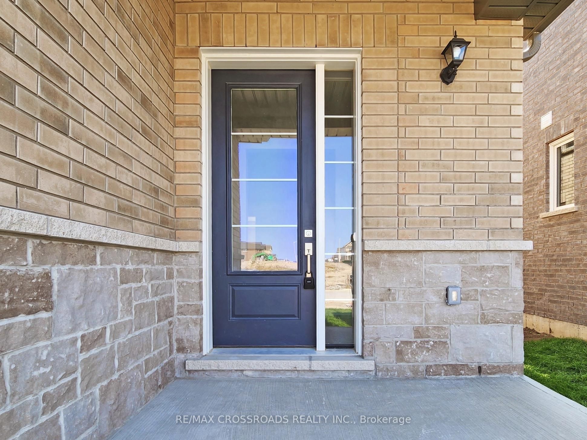 219 O'Neil Street, Peterborough, ON K9K 0H7 photo 3