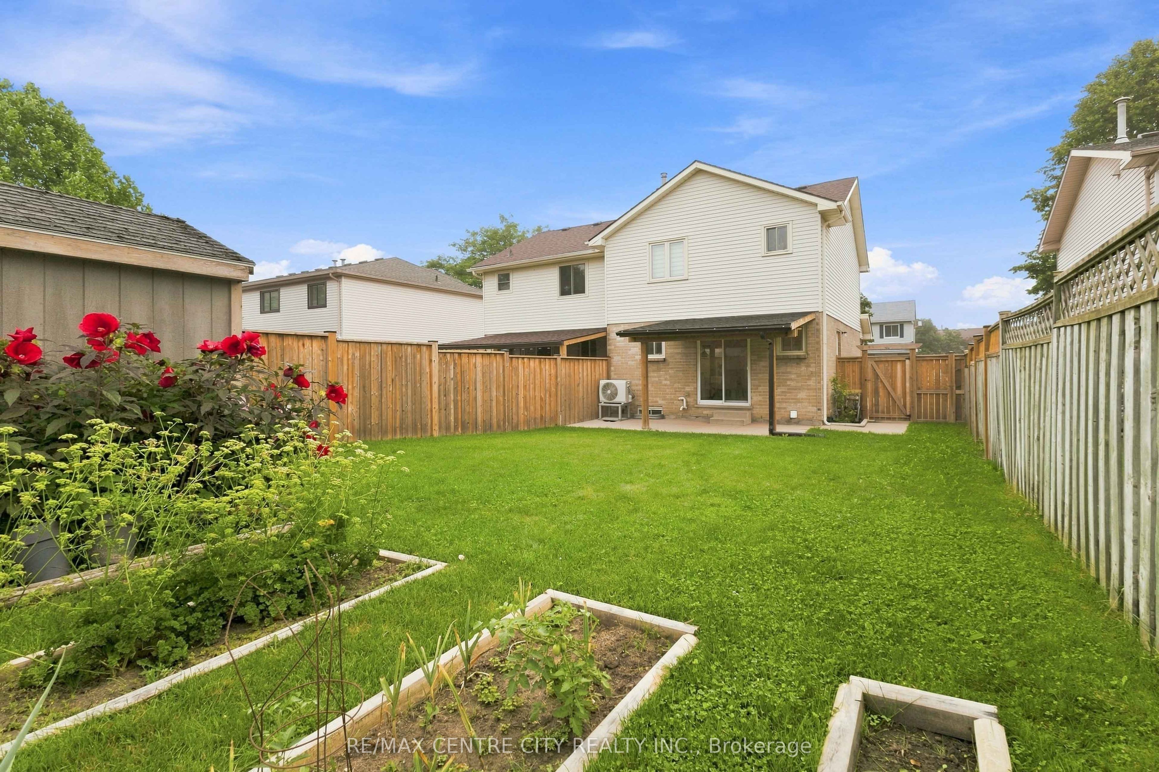 214 Martinet Avenue, London East, ON N5V 4K2 photo 5