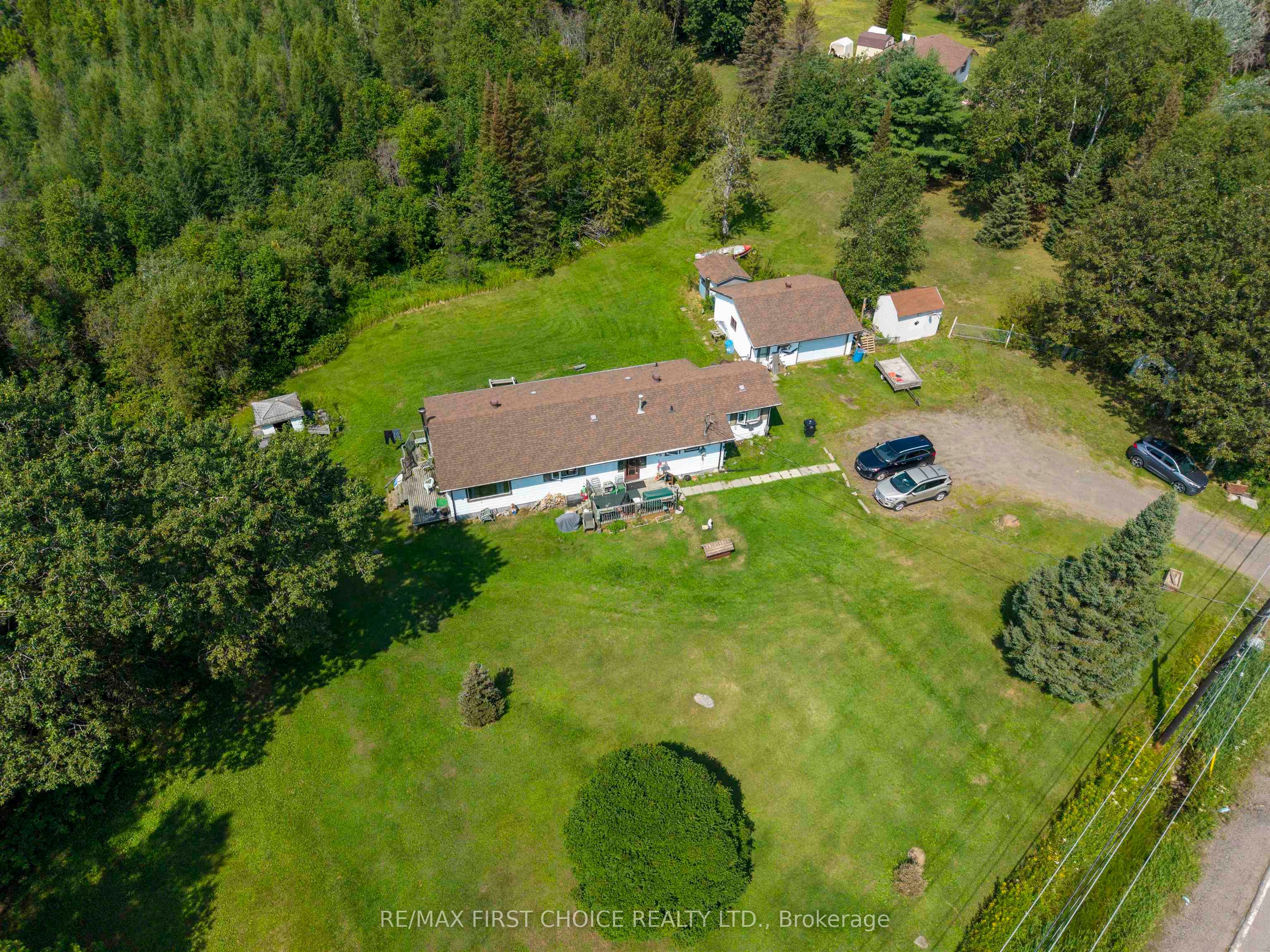6365 Mapleward Road, Thunder Bay, ON P7G 2K1 photo 4