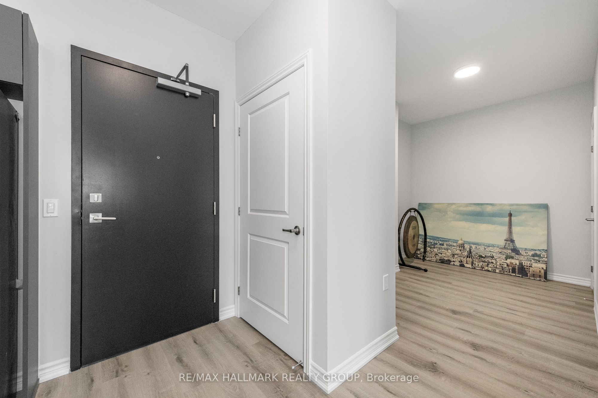 1350 Hemlock Road 404, Manor Park - Cardinal Glen and Area, ON K1K 5C2 photo 4