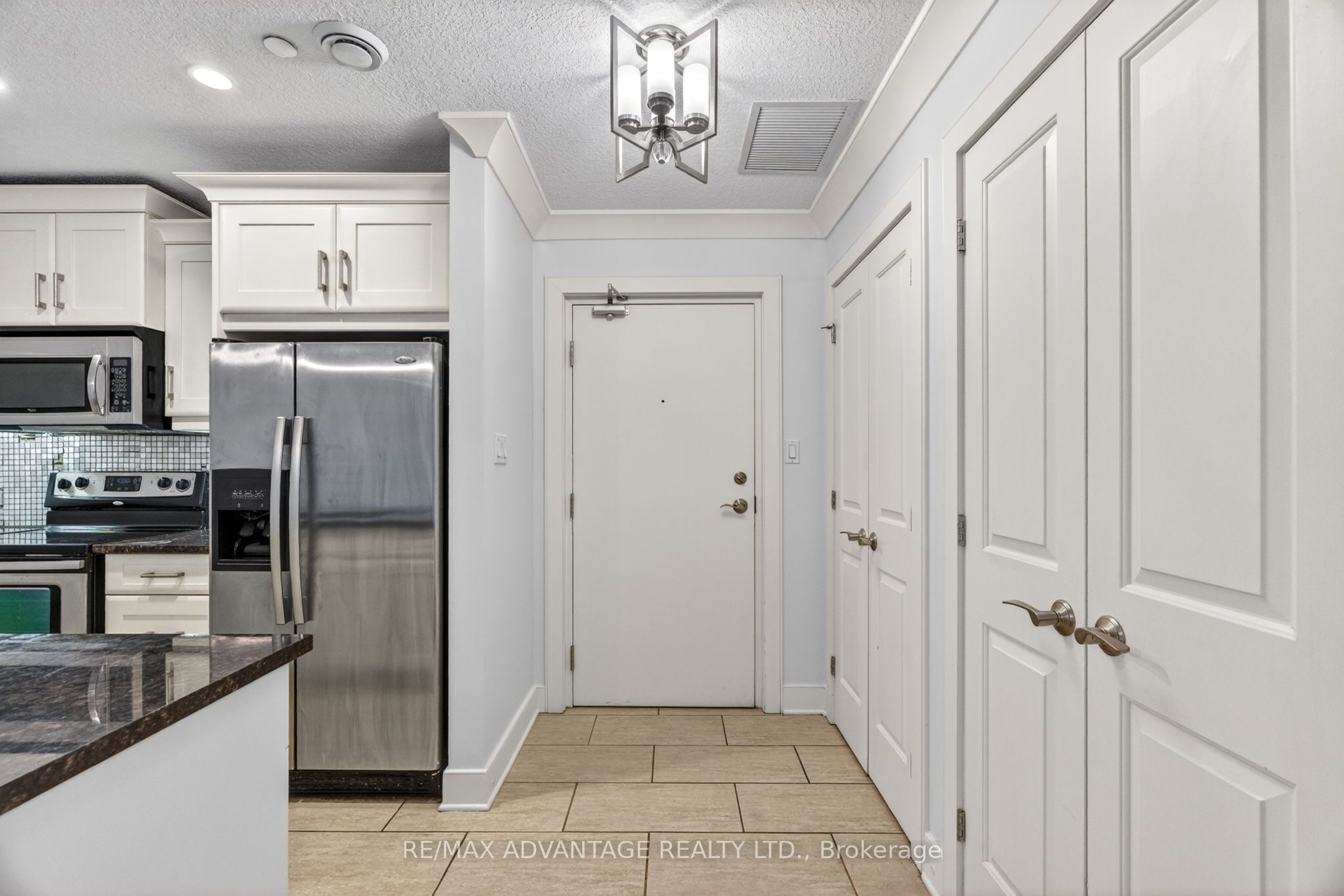 320 Sugarcreek Trail 109, London North, ON N6H 0G3 photo 3