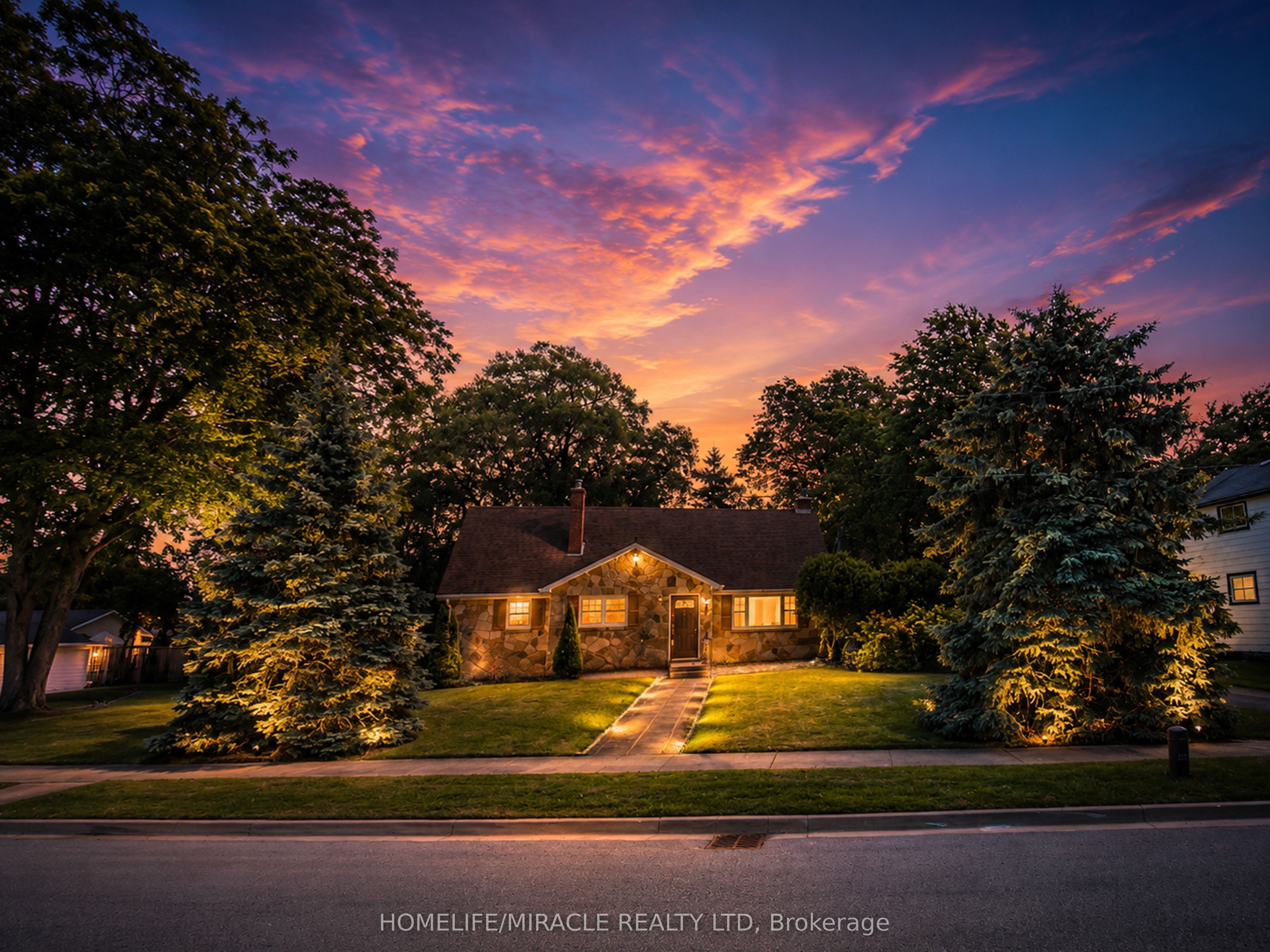 17 Goderich Street, Fort Erie, ON L2A 3M3