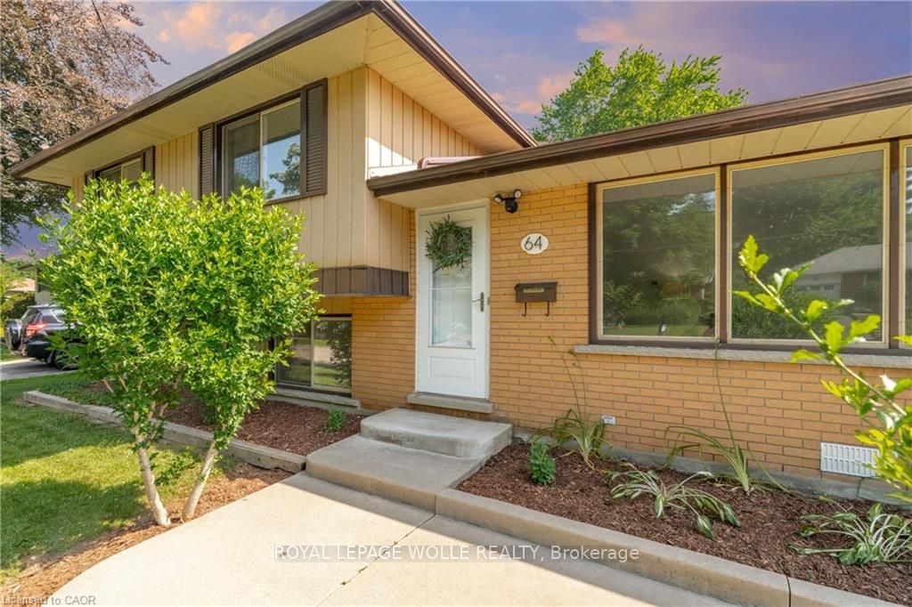 64 Warren Road, Kitchener, ON N2M 4T4 photo 3