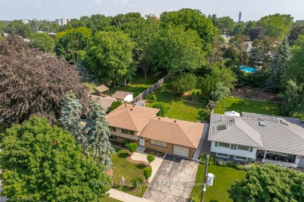 64 Warren Road, Kitchener, ON N2M 4T4 photo 5