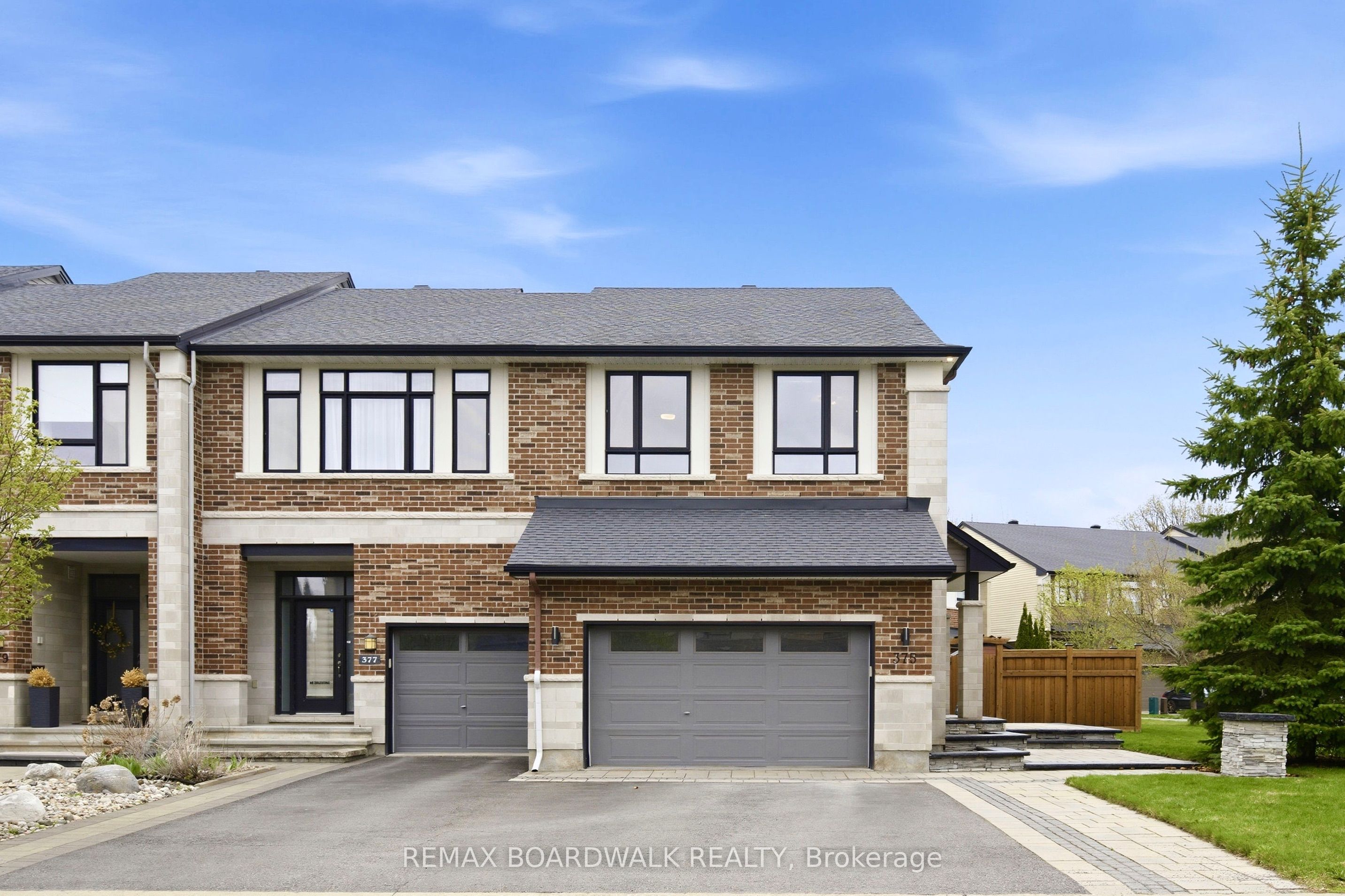 375 Cooks Mill Crescent, Blossom Park - Airport and Area, ON K1V 2N2 photo 2