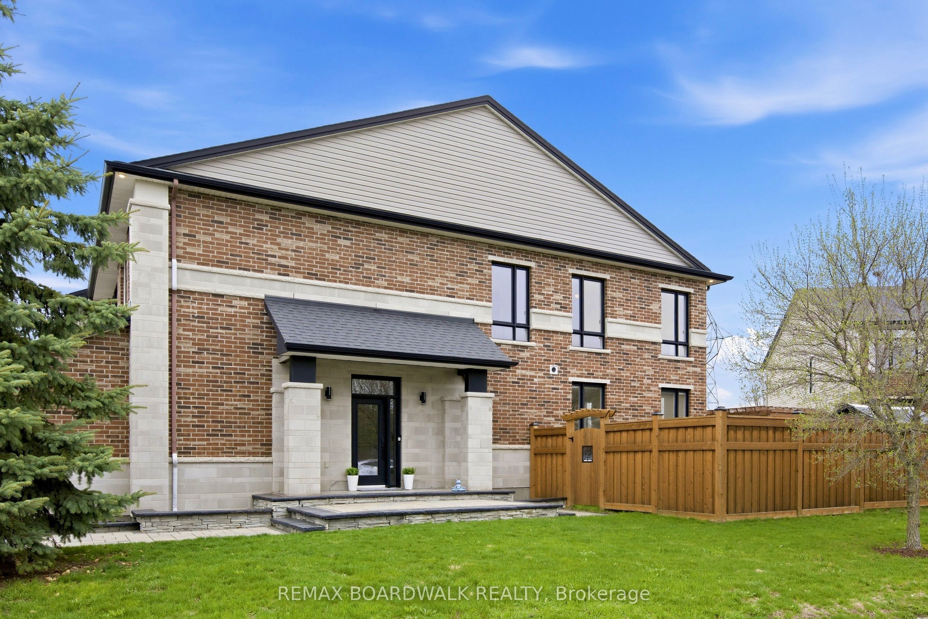 375 Cooks Mill Crescent, Blossom Park - Airport and Area, ON K1V 2N2 photo 3