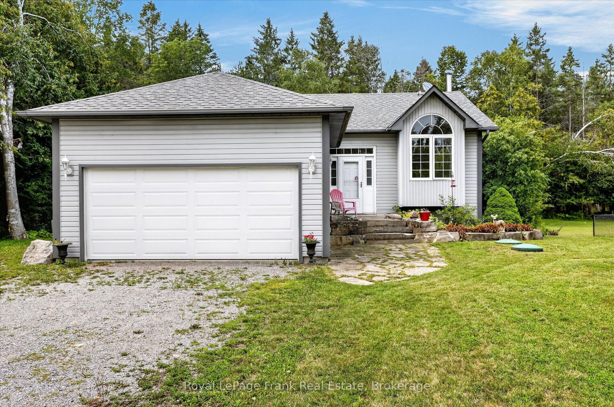124 Sumcot Drive, Trent Lakes, ON K9J 6X2