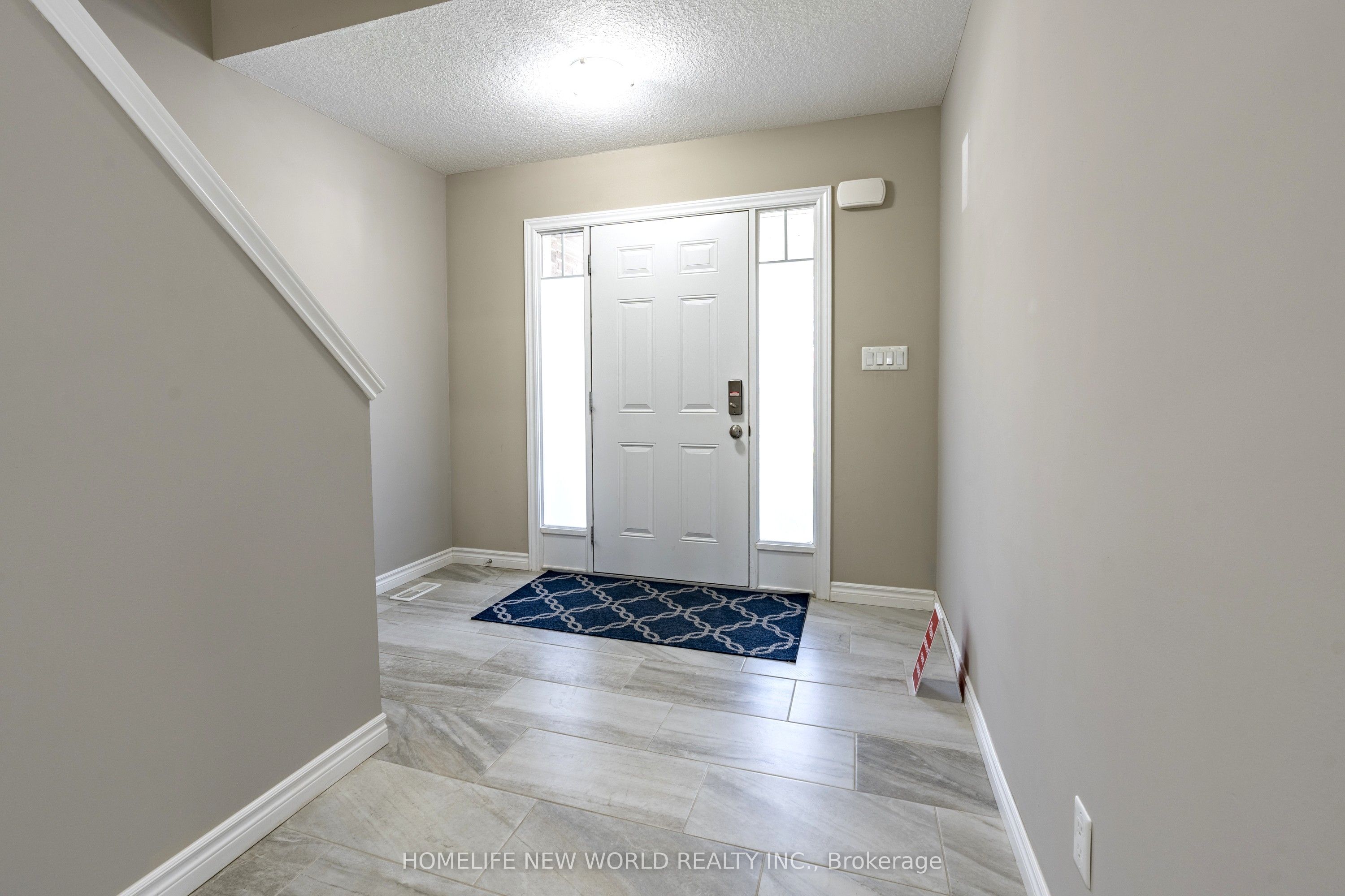 452 Avens Street, Waterloo, ON N2V 0B6 photo 3