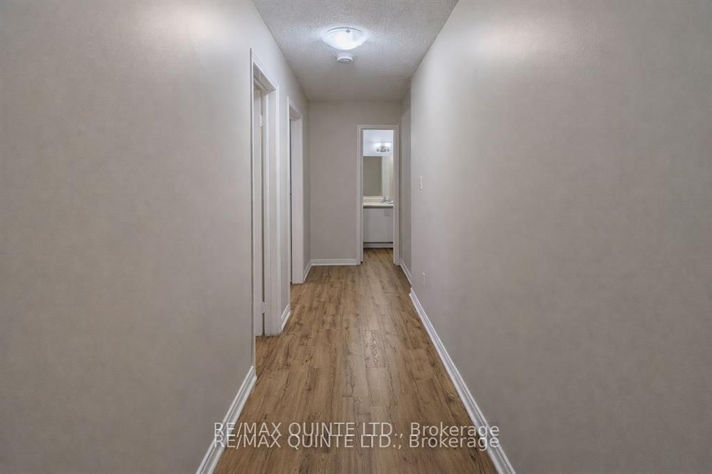 151 Industrial Boulevard 18, Greater Napanee, ON K7R 3Y4 photo 4