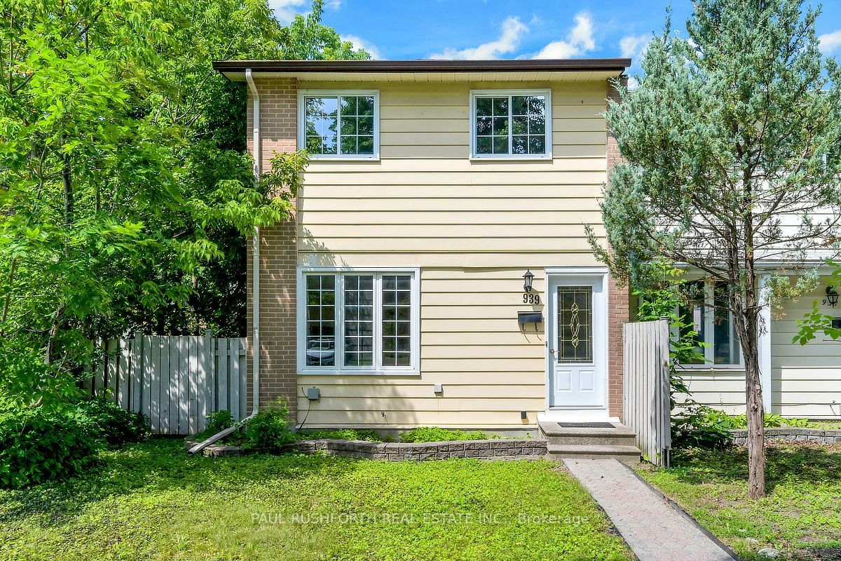 939 Greenbriar Avenue, Mooneys Bay - Carleton Heights and Area, ON K2C 0J8