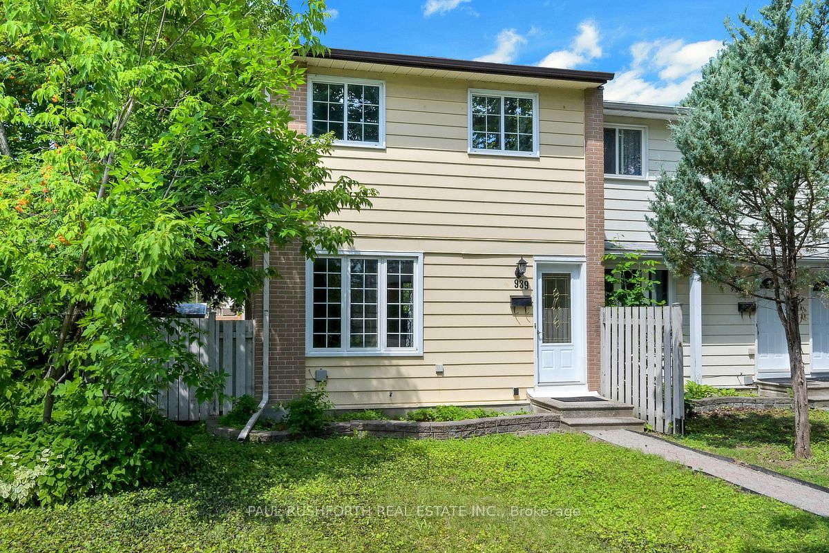 939 Greenbriar Avenue, Mooneys Bay - Carleton Heights and Area, ON K2C 0J8 photo 2