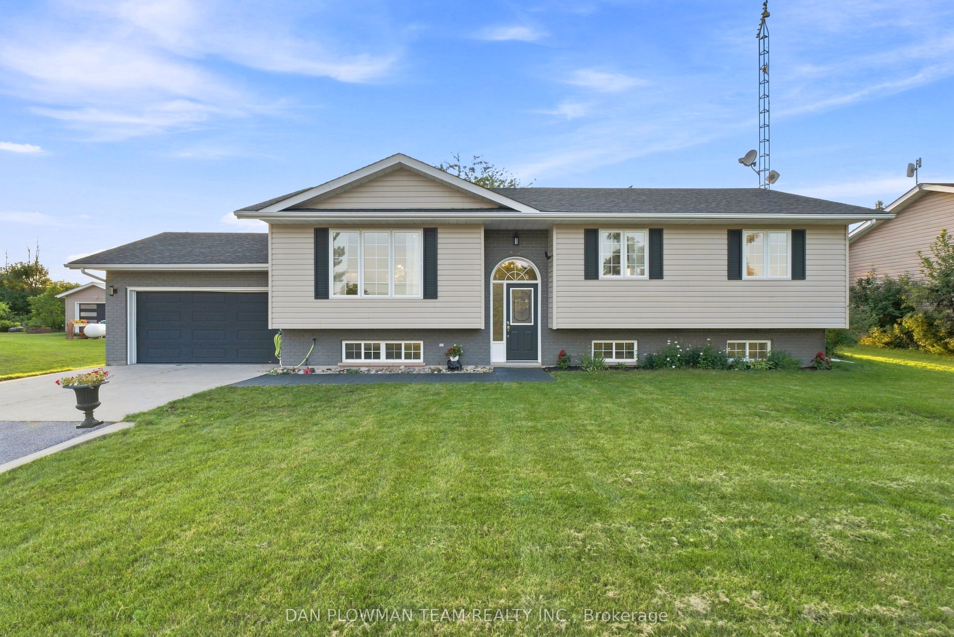 57 O'reilly Lane, Kawartha Lakes, ON K0M 2C0 photo 2