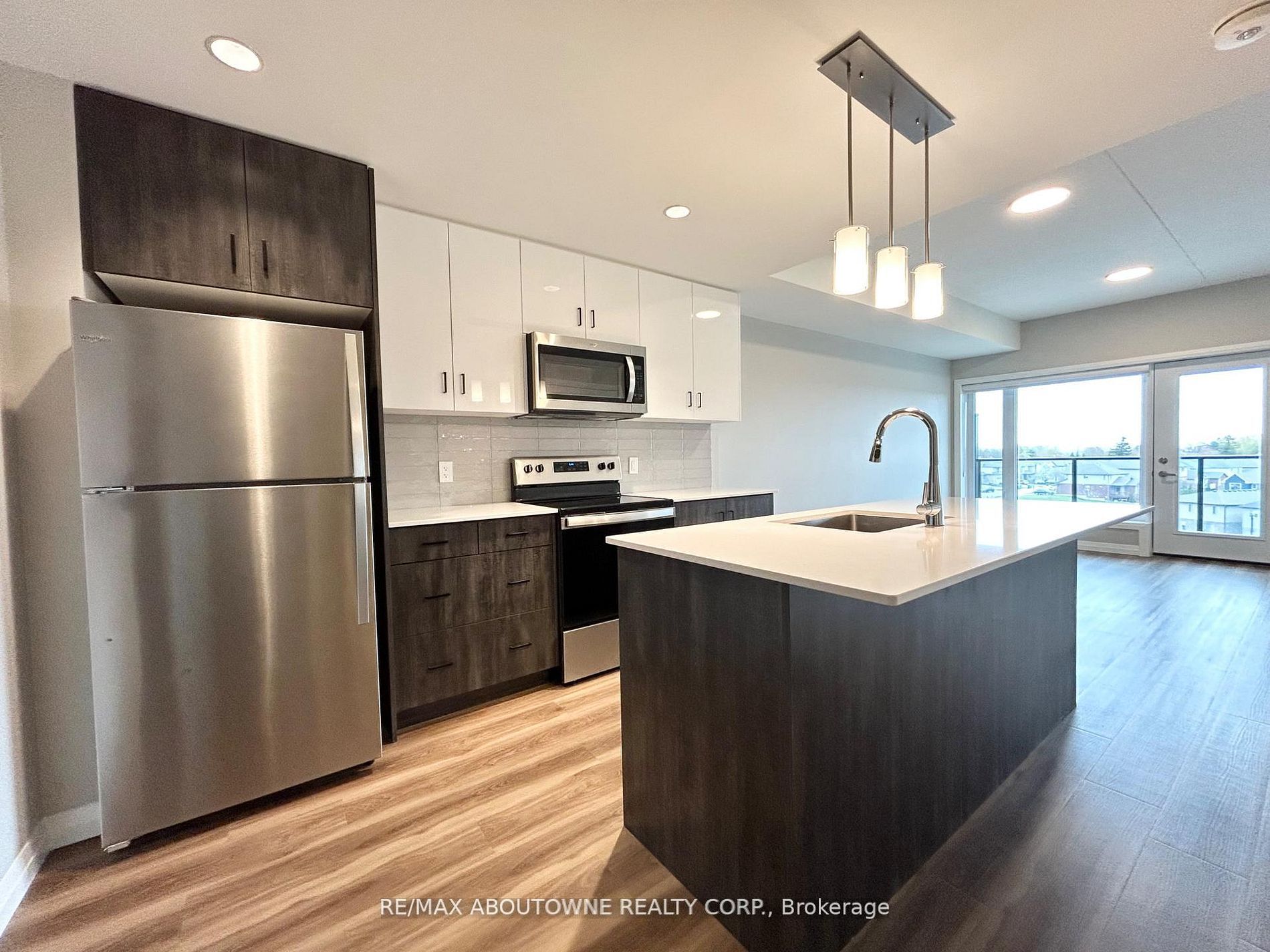 28 Westhill Drive 201, Waterloo, ON N2J 0G8 photo 4