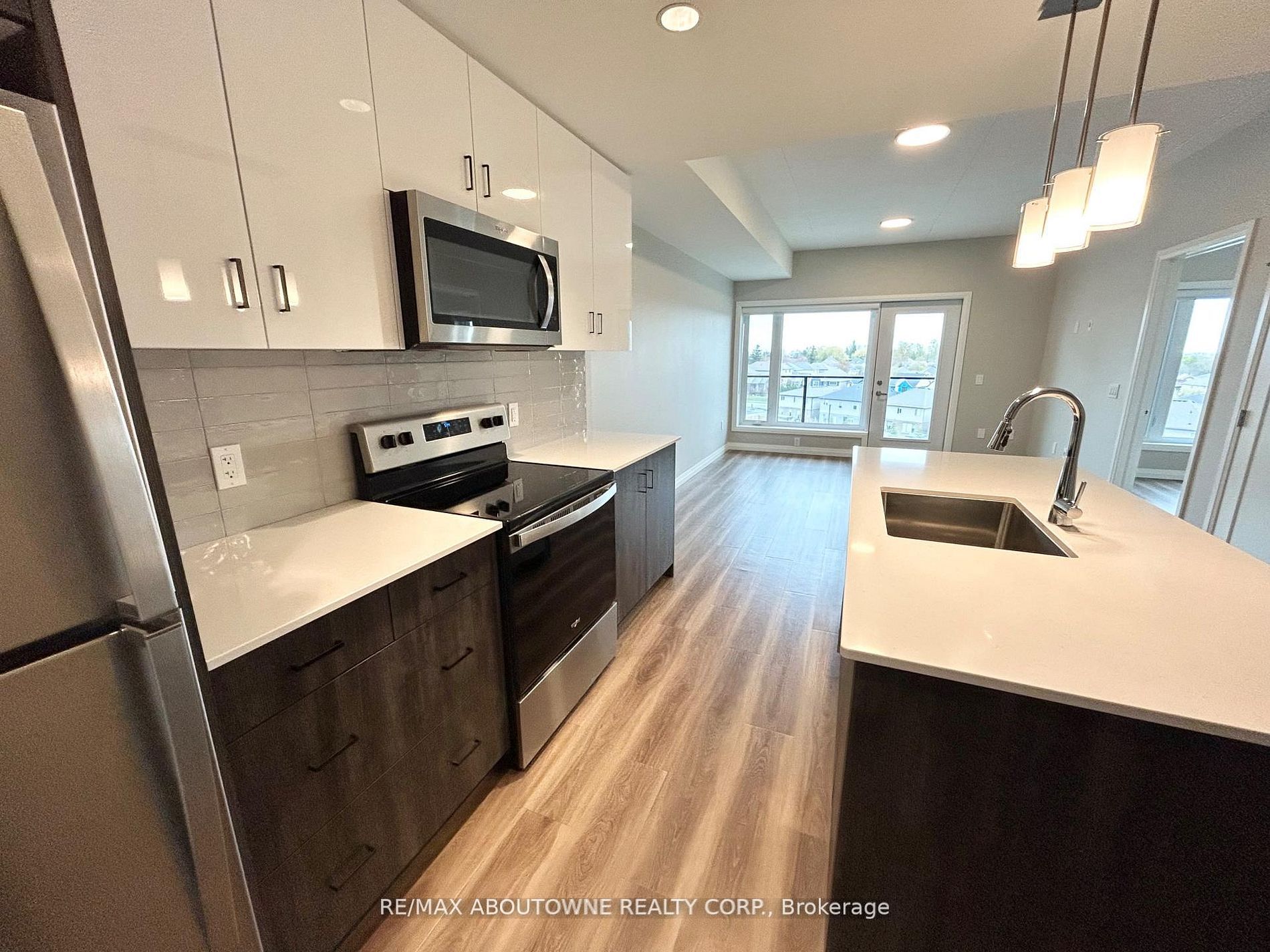28 Westhill Drive 201, Waterloo, ON N2J 0G8 photo 5