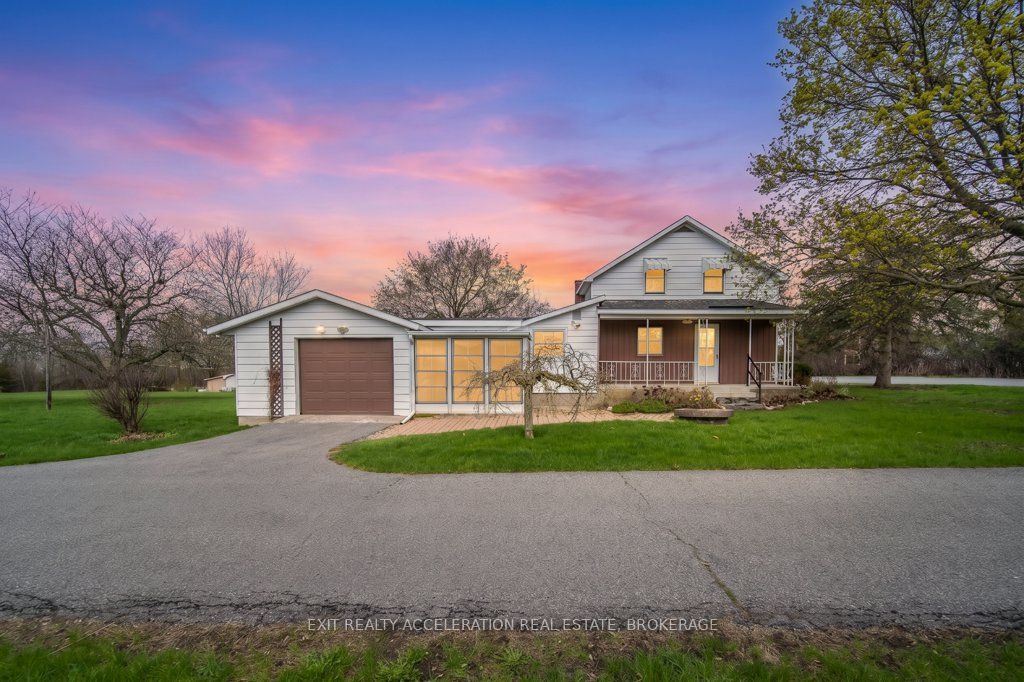 302 Old Hamburg Road, Greater Napanee, ON K7R 3K6