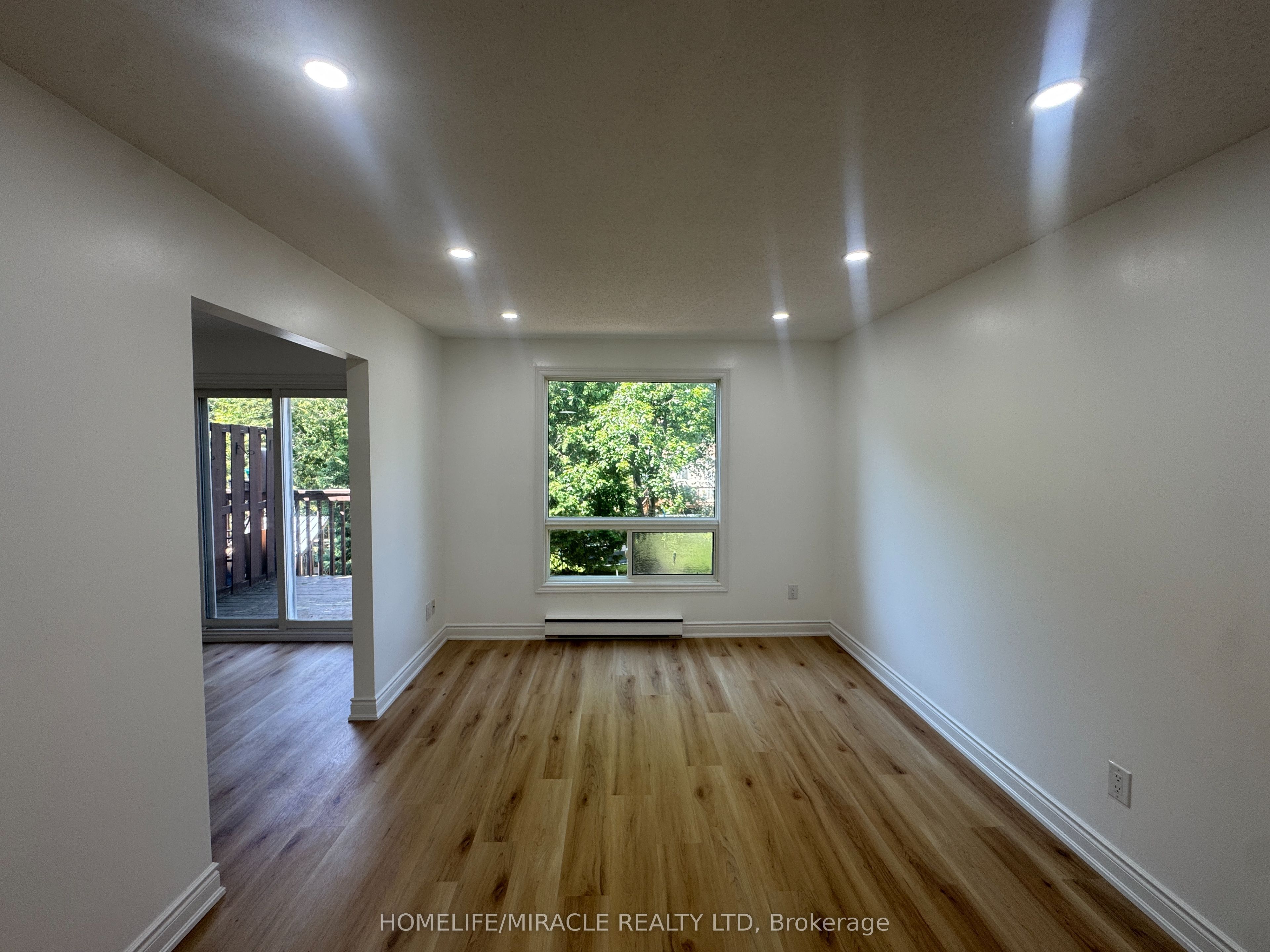 893 Lakeshore Drive 6, North Bay, ON P1A 2H1 photo 3