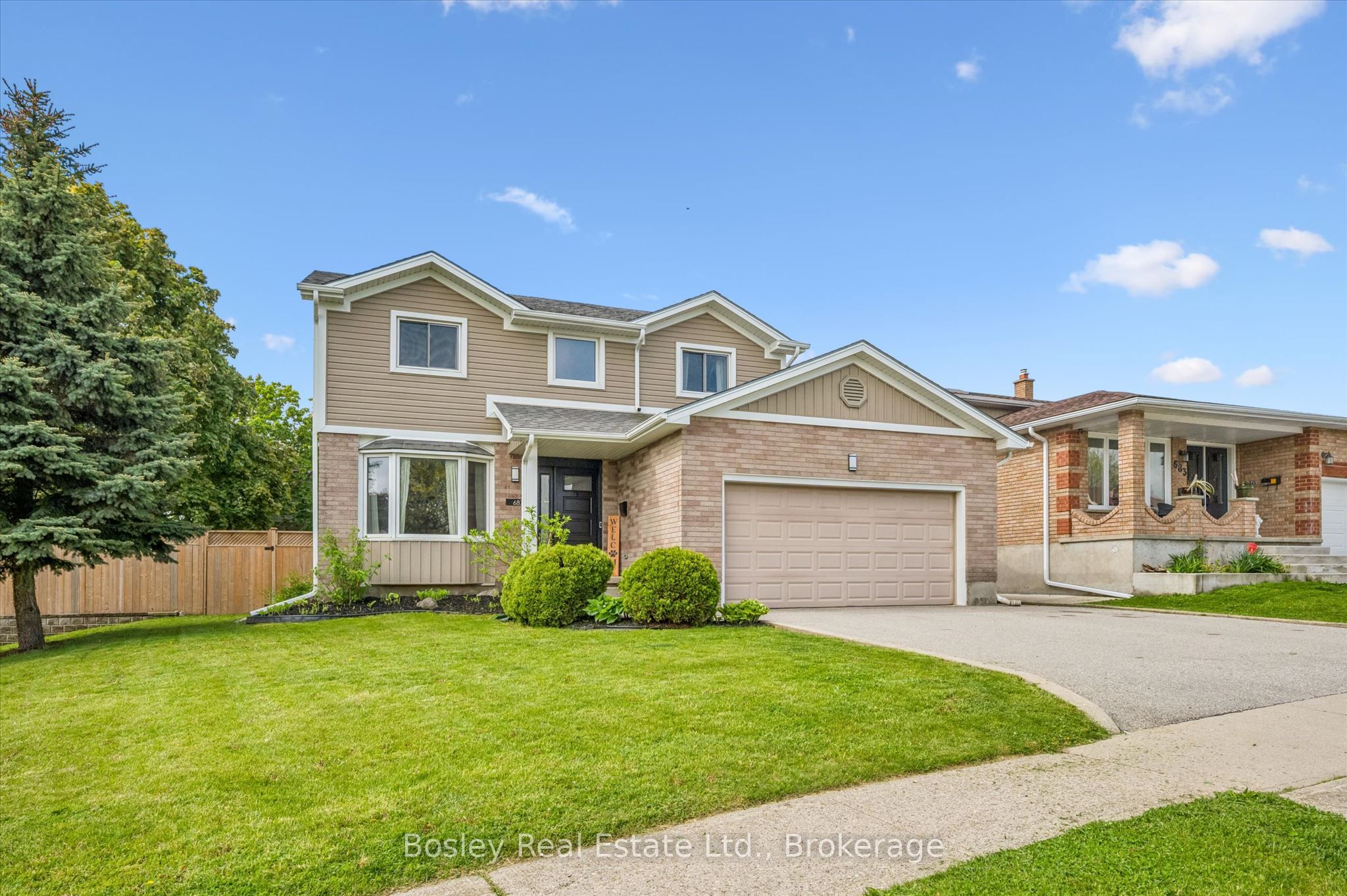 687 Champlain Boulevard, Cambridge, ON N1R 7Z8 photo 2