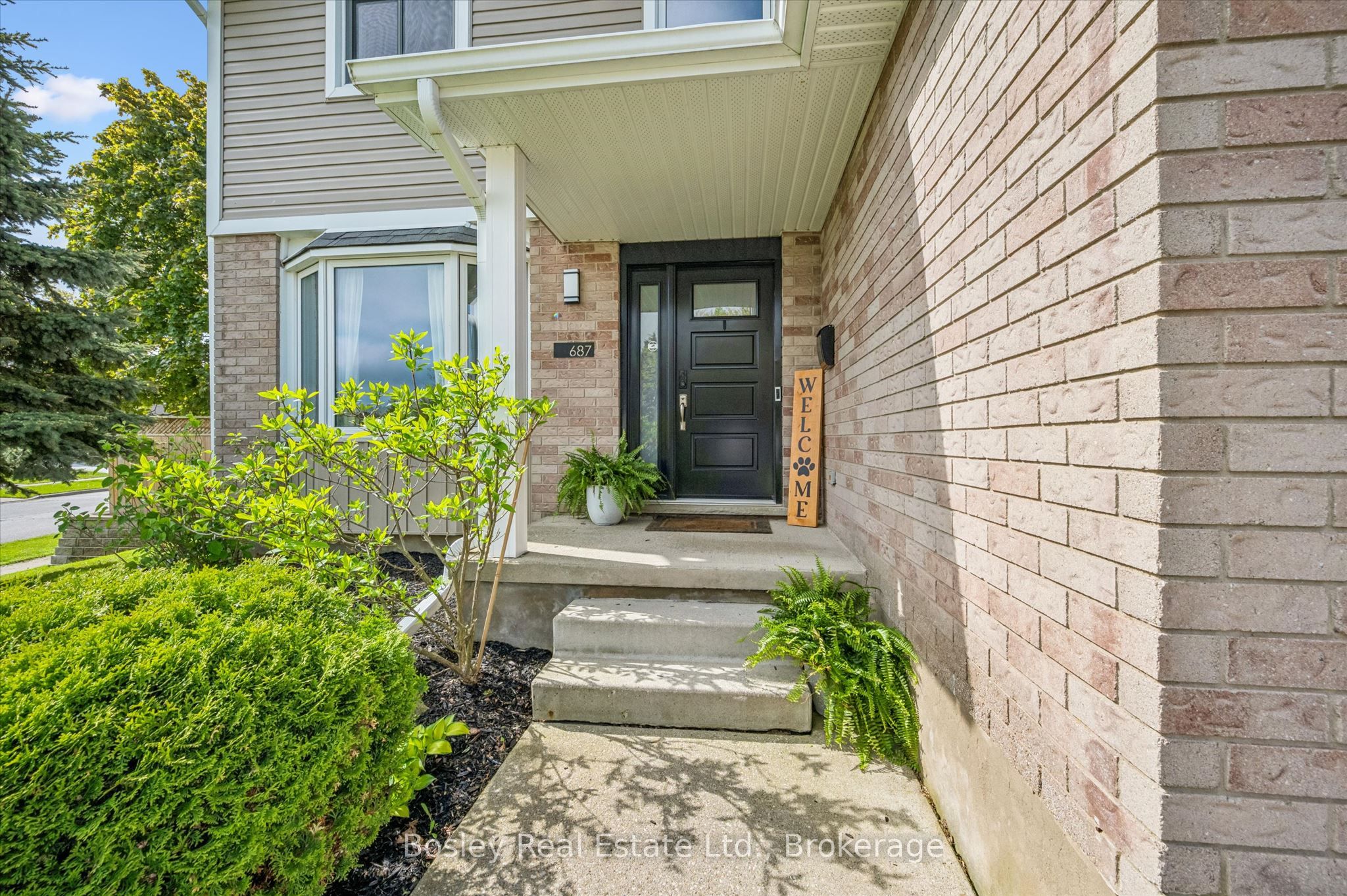 687 Champlain Boulevard, Cambridge, ON N1R 7Z8 photo 3
