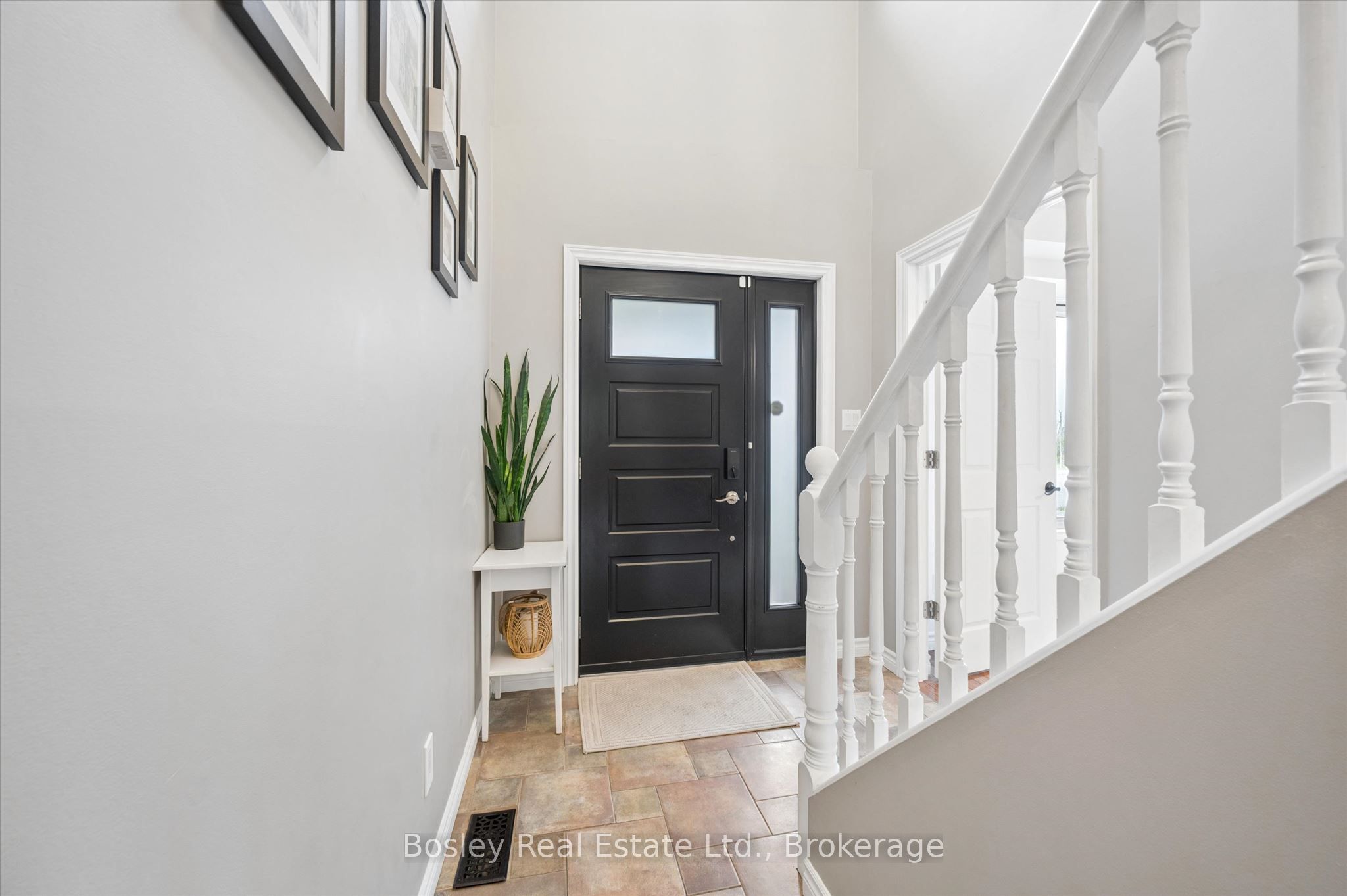 687 Champlain Boulevard, Cambridge, ON N1R 7Z8 photo 4