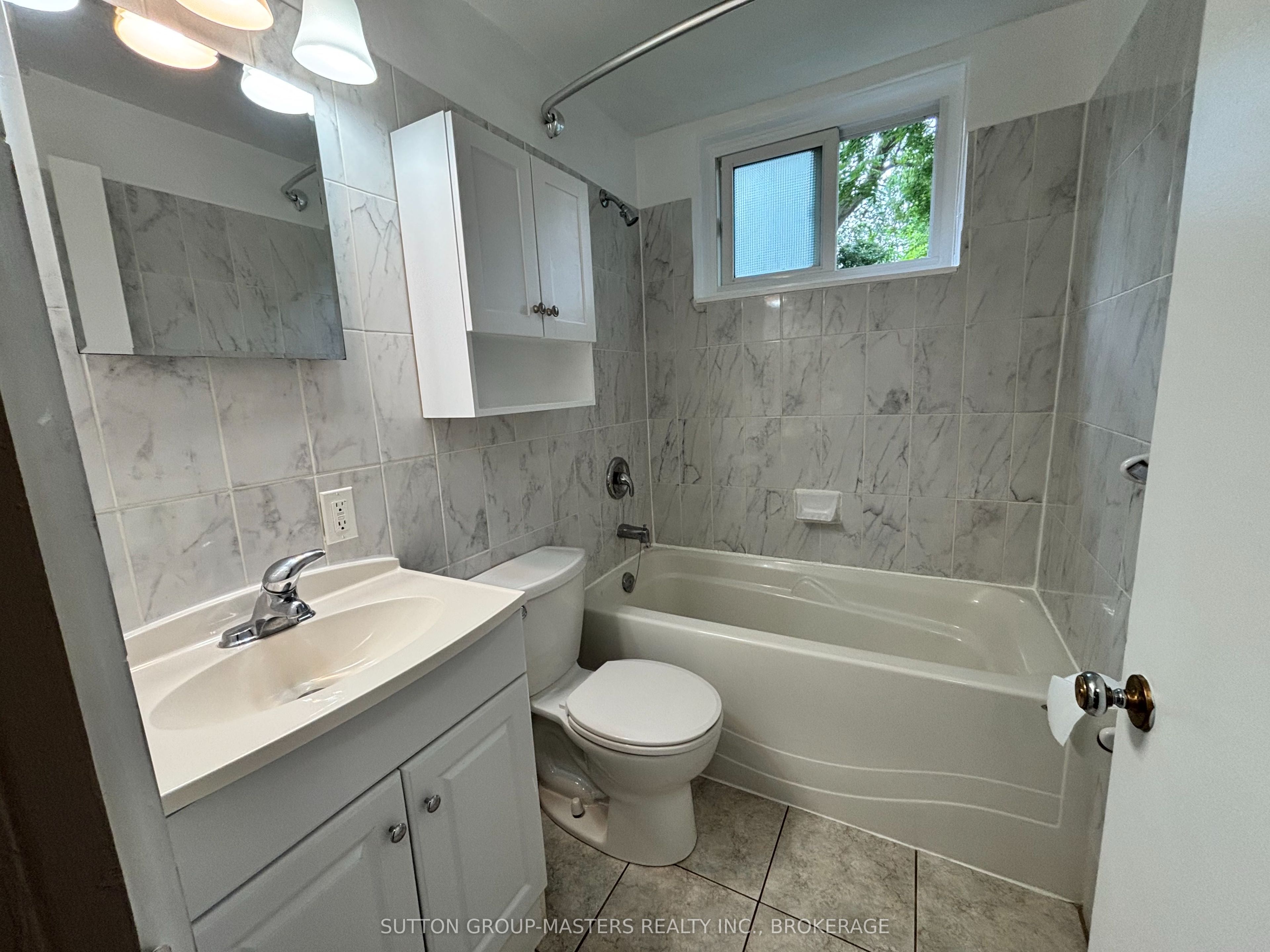 476 Albert Street, Kingston, ON K7L 3W3 photo 5