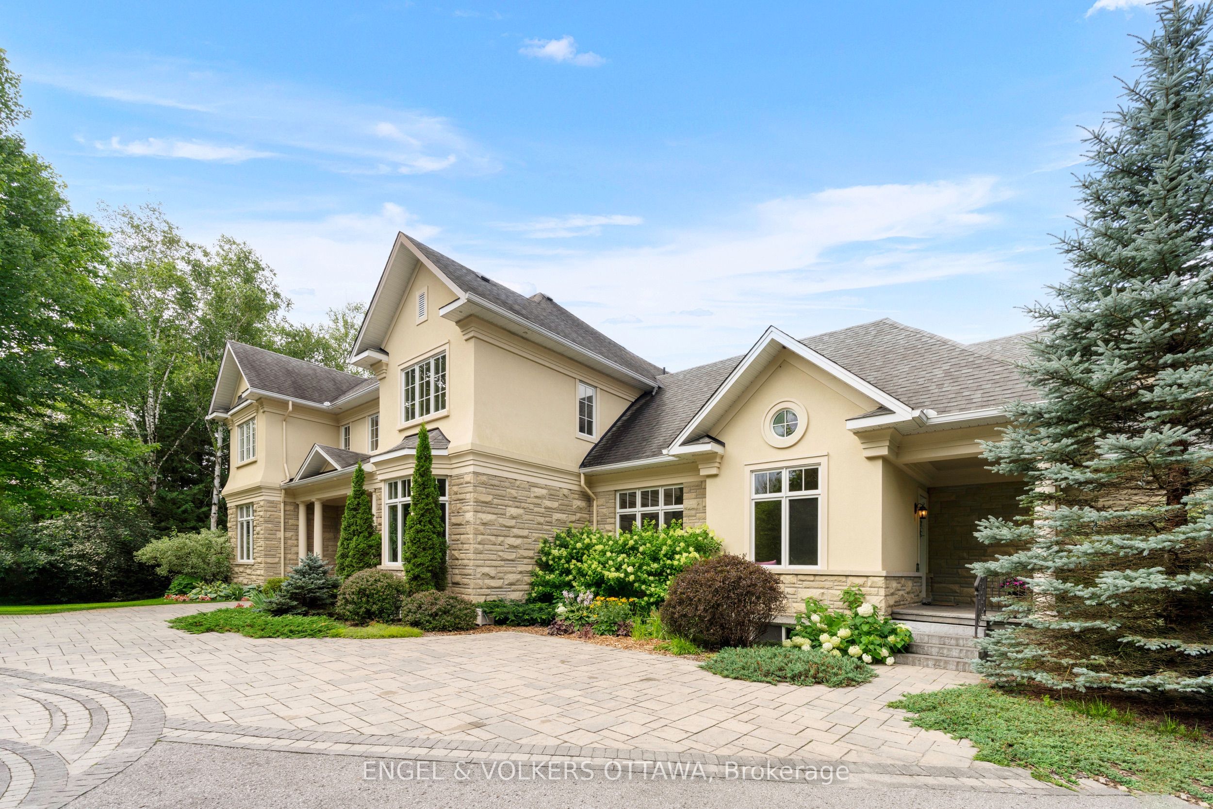 1408 Blackhorse Court, Manotick - Kars - Rideau Twp and Area, ON K4M 0A6 photo 2
