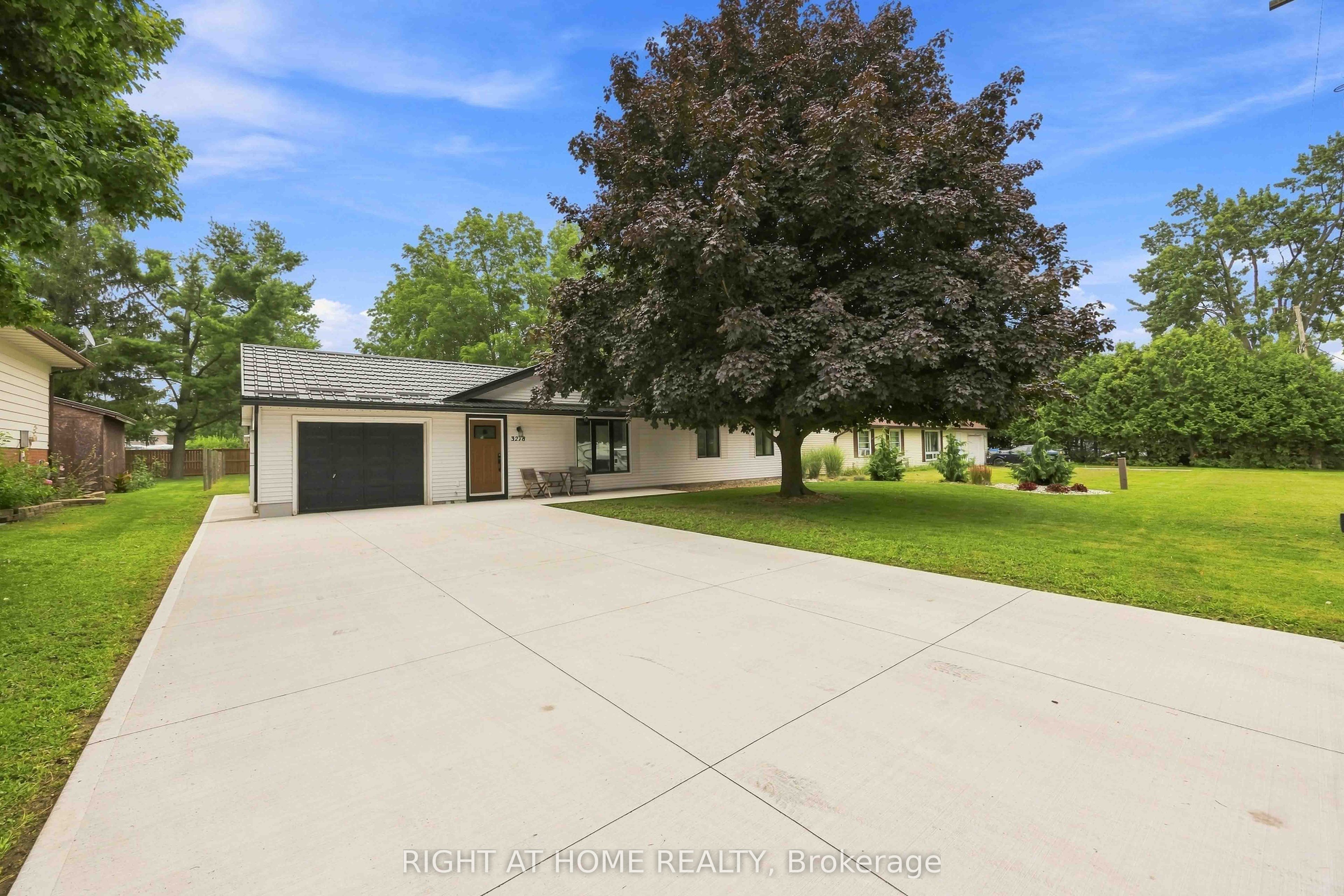 3278 Morrell Street, Brooke-Alvinston, ON N0N 1A0 photo 2