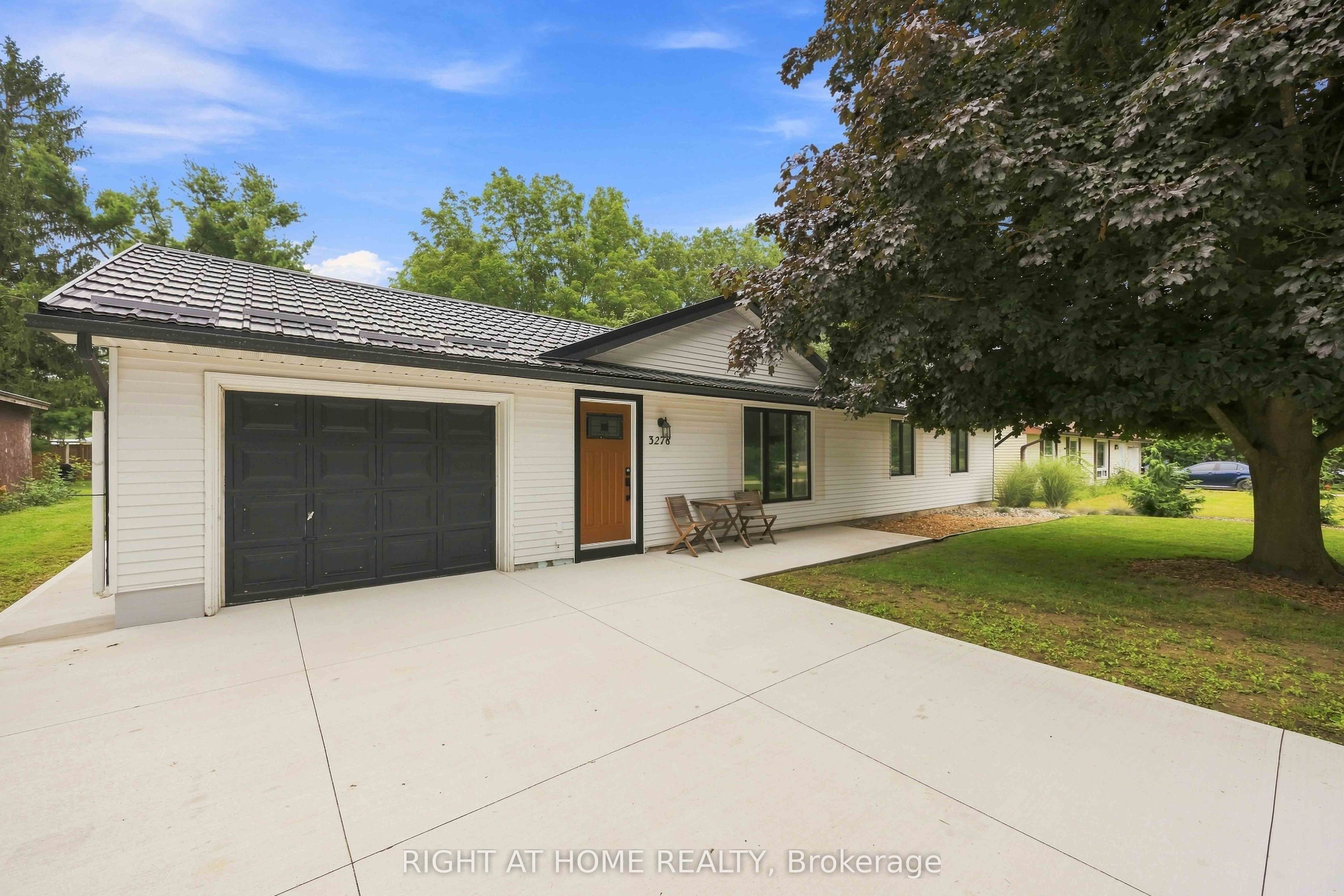 3278 Morrell Street, Brooke-Alvinston, ON N0N 1A0 photo 4