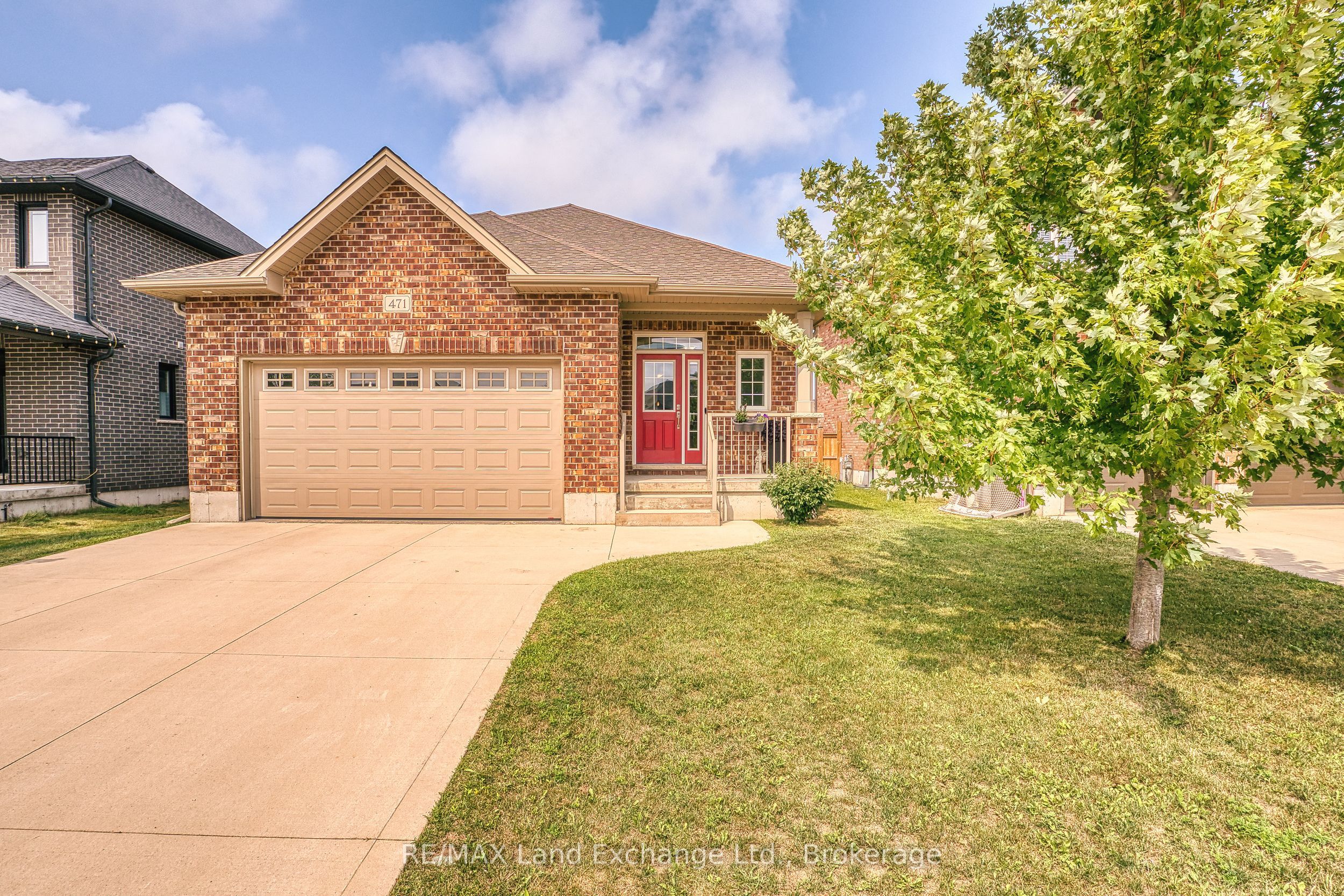 471 Devonshire Road, Saugeen Shores, ON N0H 2C6