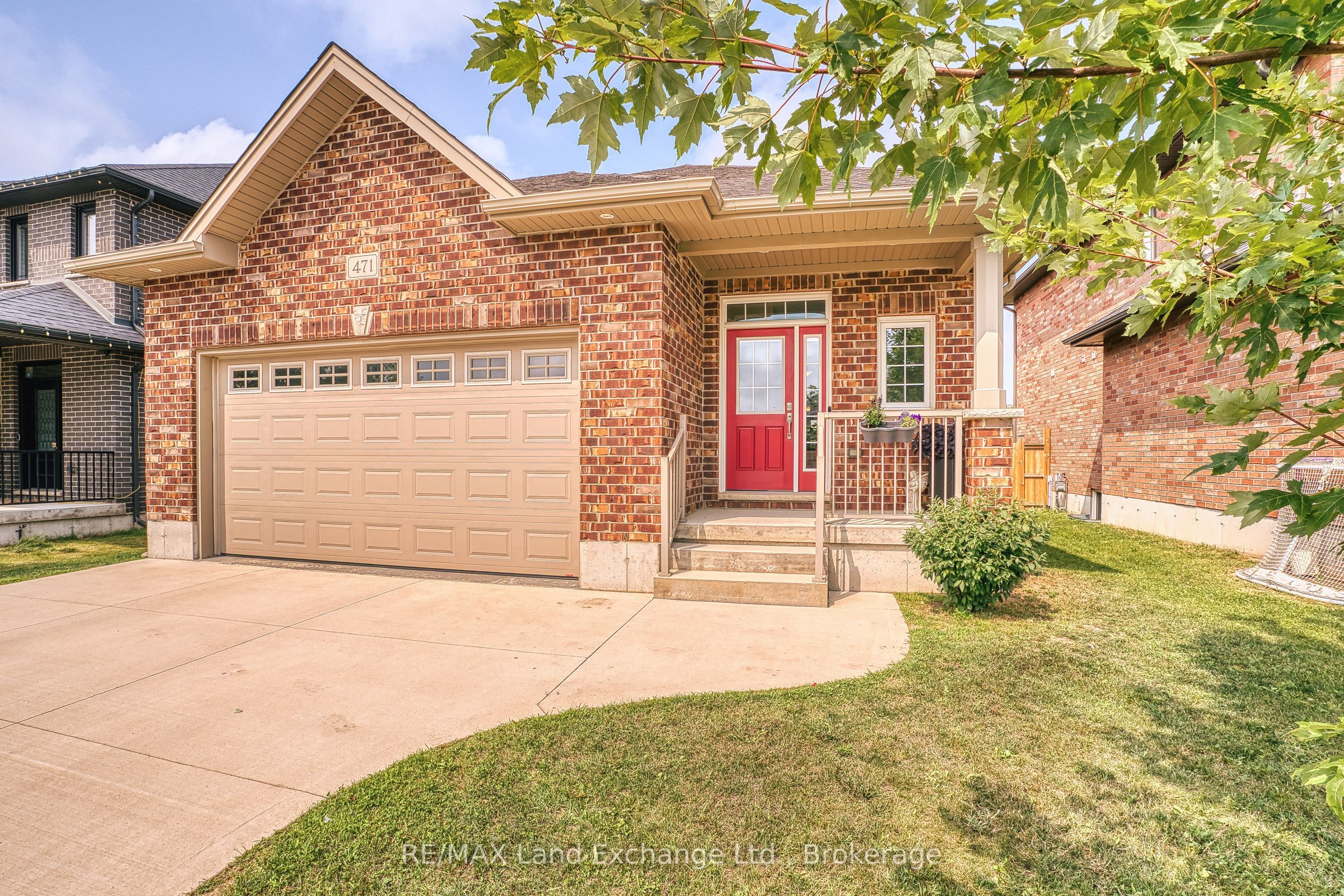 471 Devonshire Road, Saugeen Shores, ON N0H 2C6 photo 2
