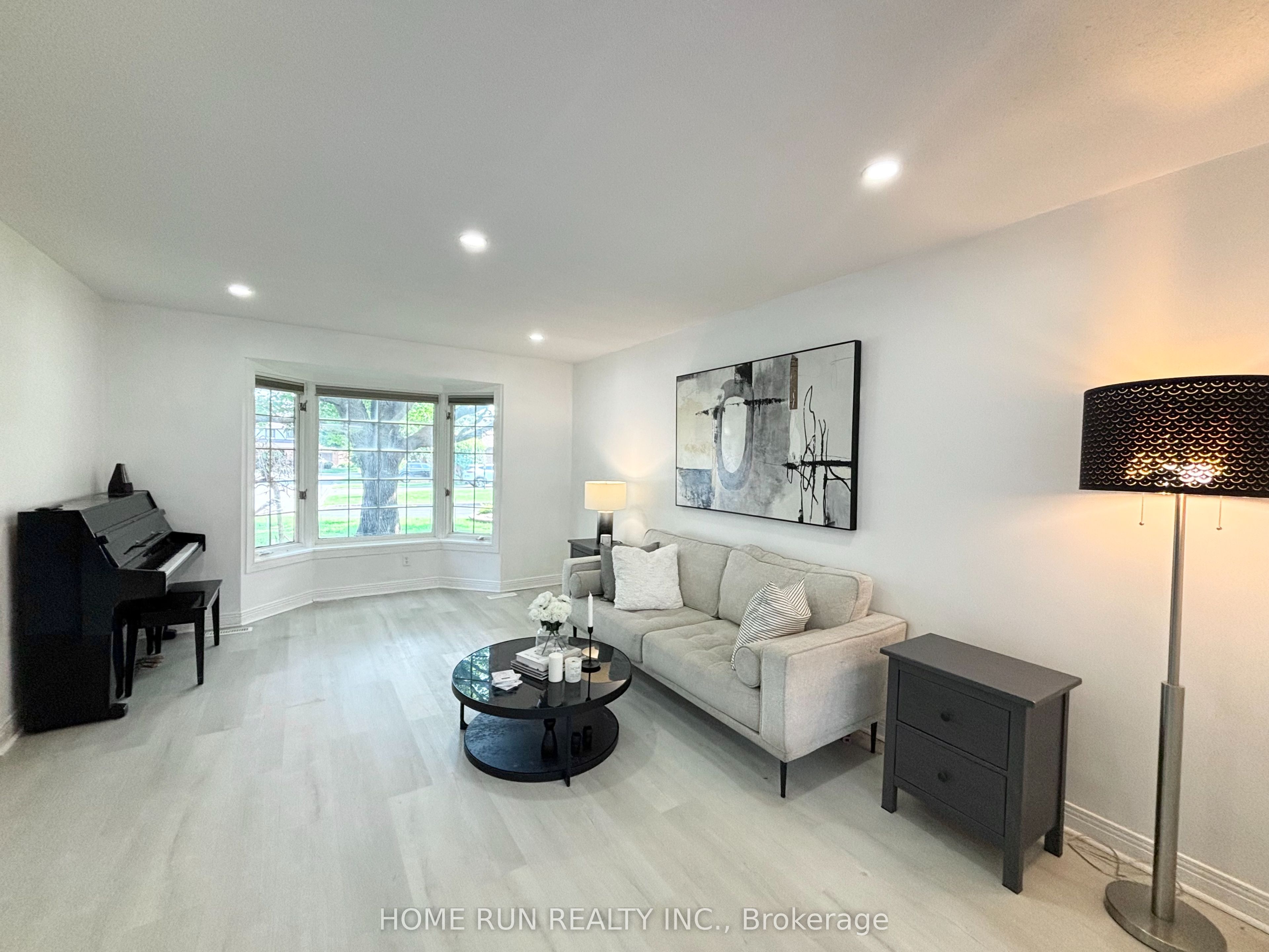 10 Westchester Court, Barrhaven, ON K2J 3P9 photo 5