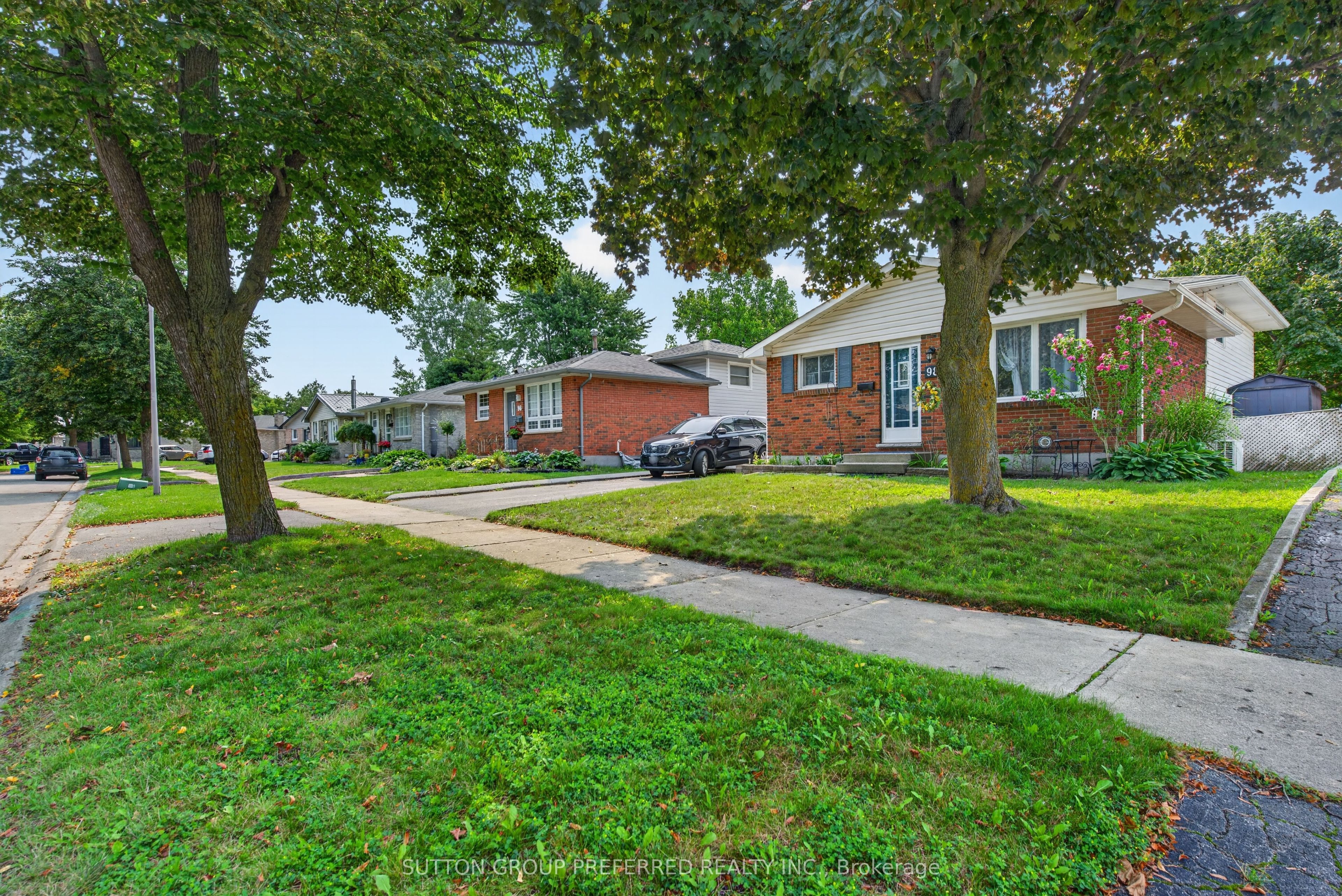 98 Surrey Crescent, London South, ON N6E 1T8 photo 5