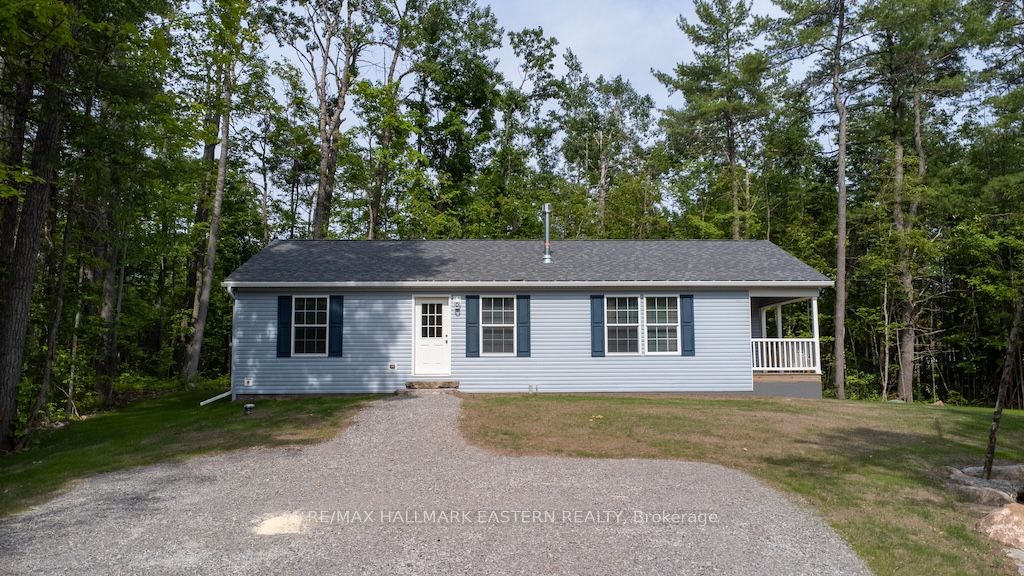 20 Laplante Road, Trent Lakes, ON K0M 1A0 photo 2
