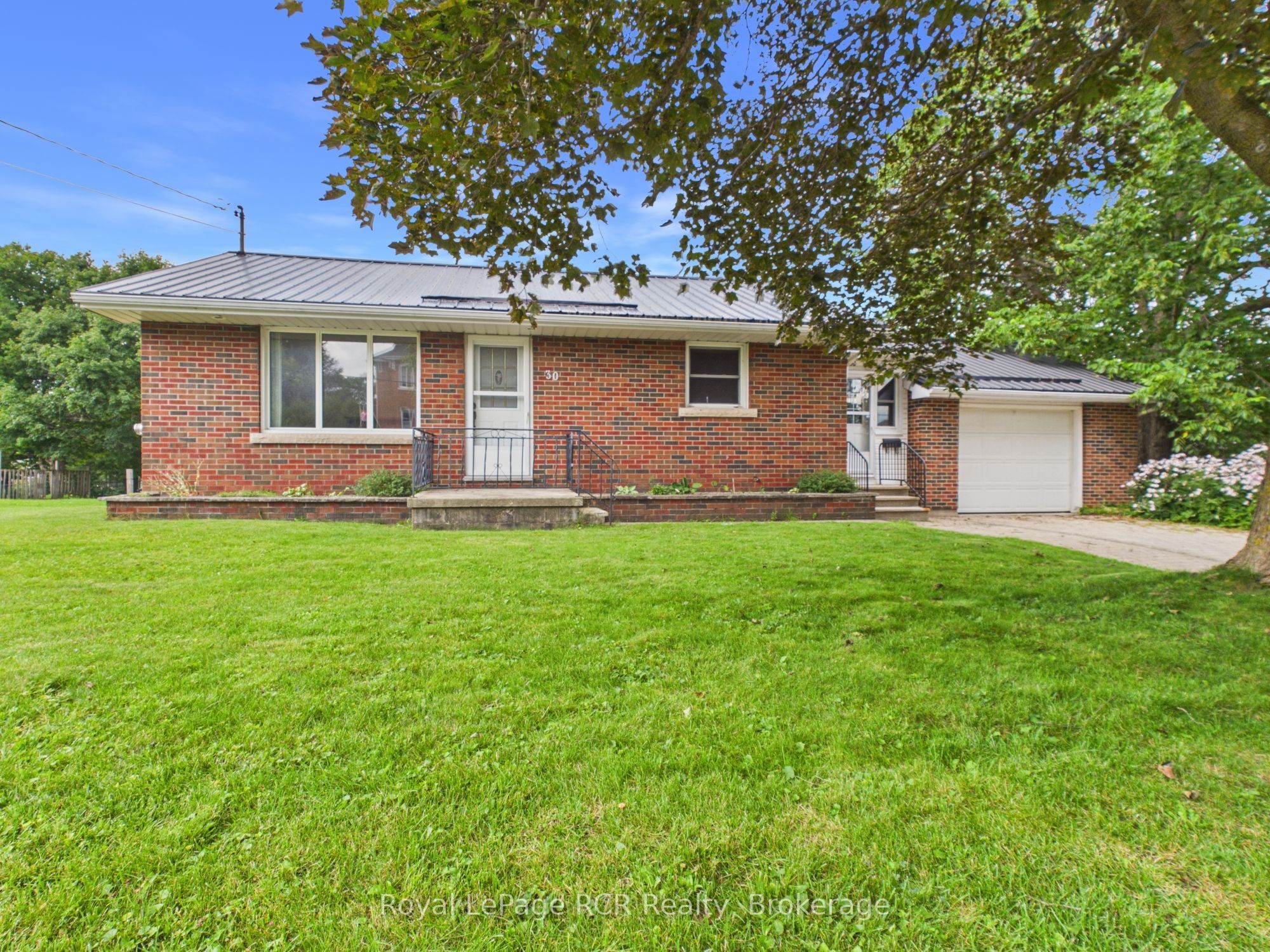30 Mark Street E, Grey Highlands, ON N0C 1H0