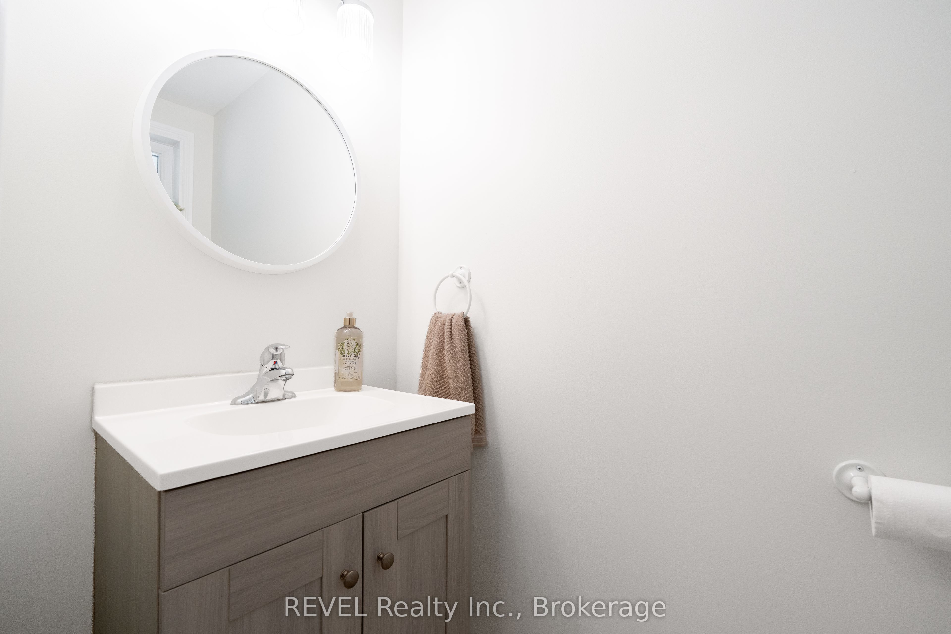 11 - 6263 Valley Way, Niagara Falls, ON L2E 0A1 photo 5
