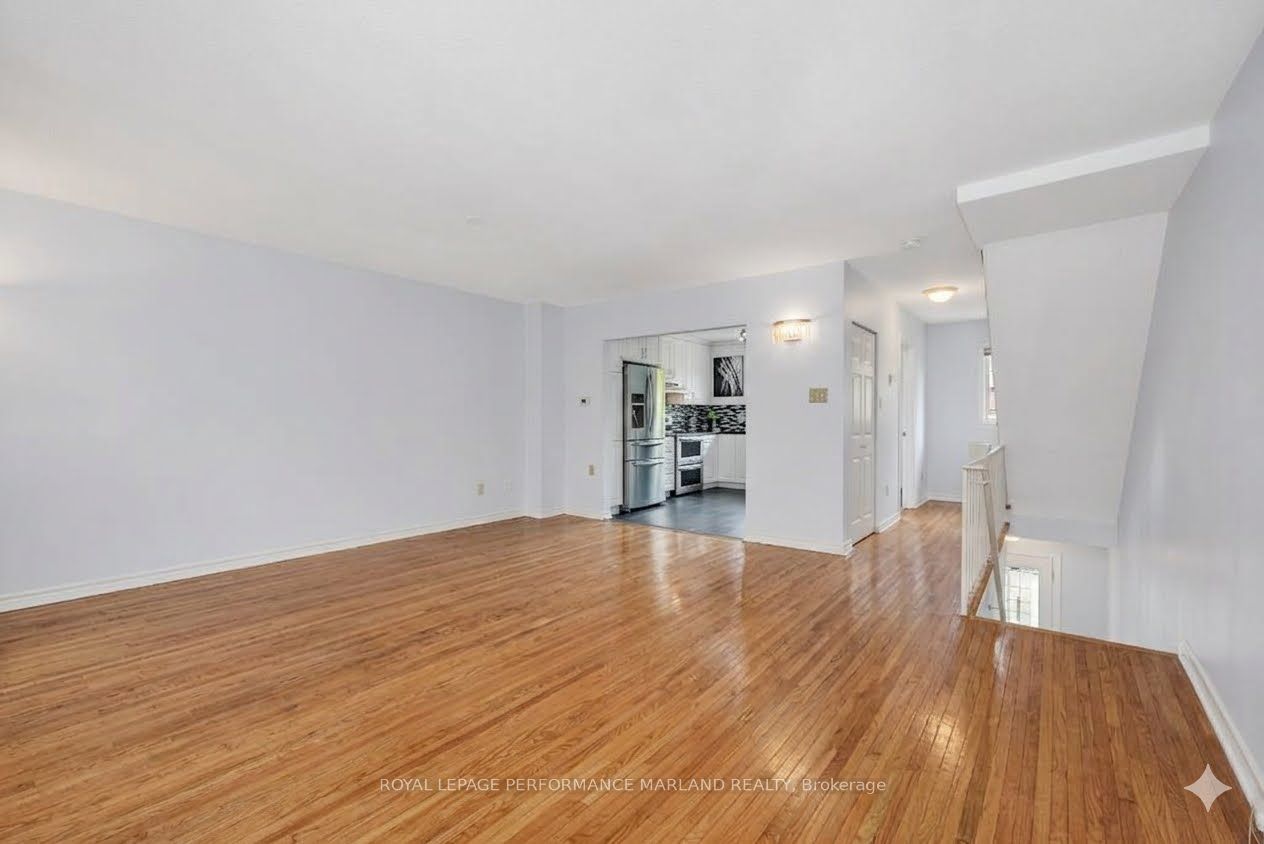 9 Marco Lane, Glebe - Ottawa East and Area, ON K1S 5A1 photo 3