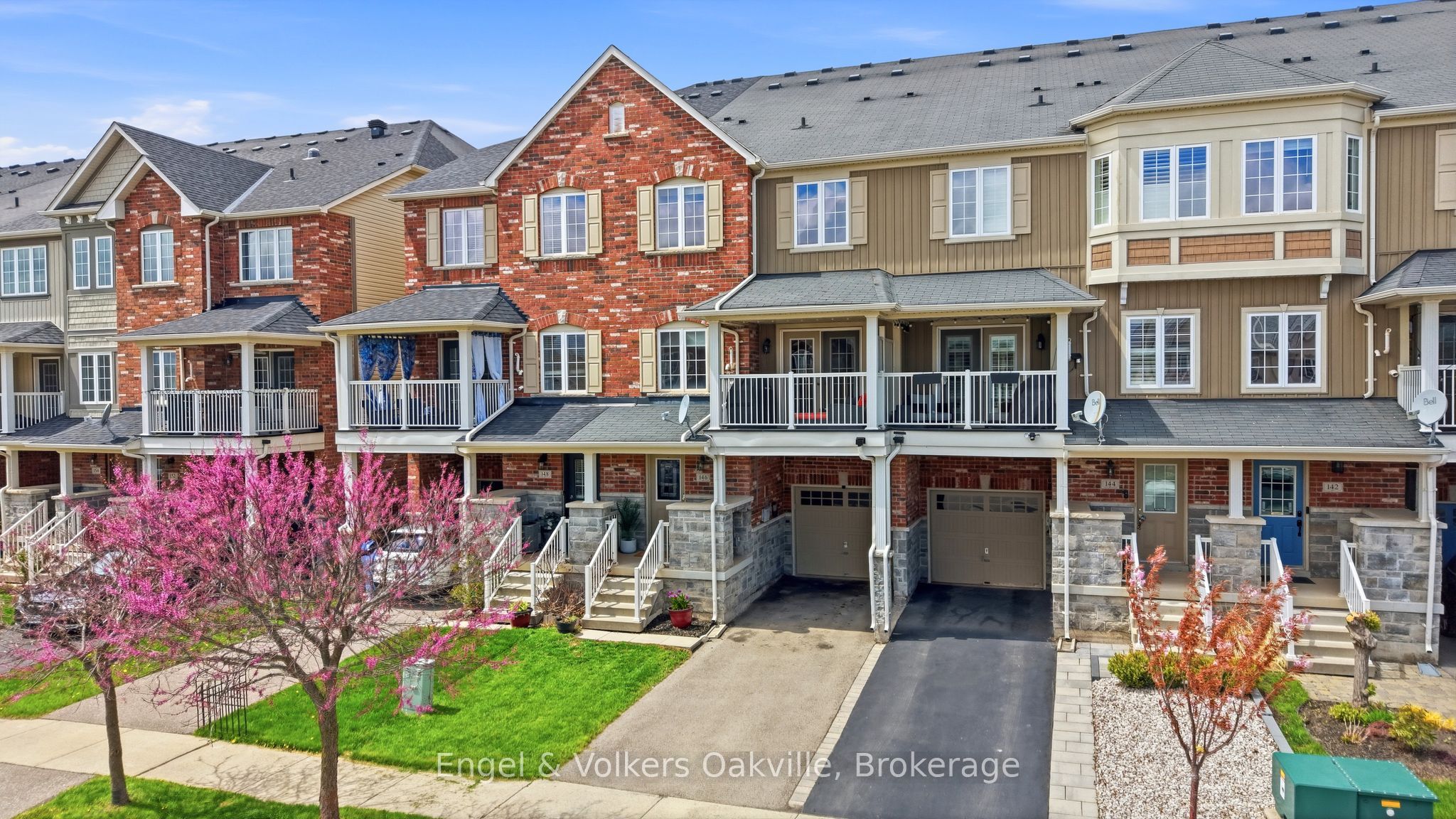 146 Truedell Circle, Hamilton, ON L8B 0T1 photo 2