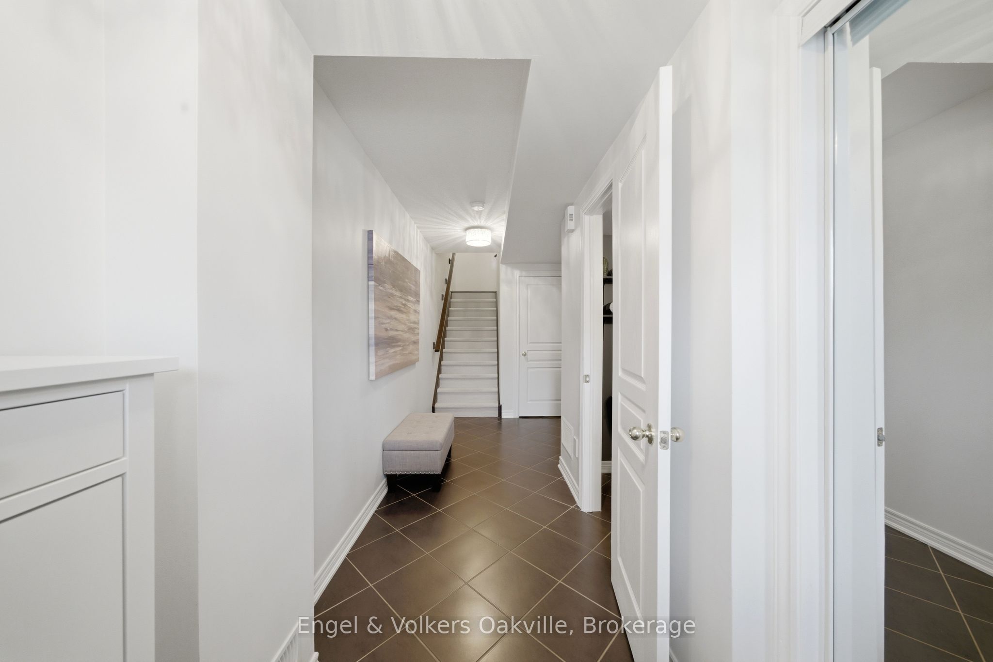 146 Truedell Circle, Hamilton, ON L8B 0T1 photo 4