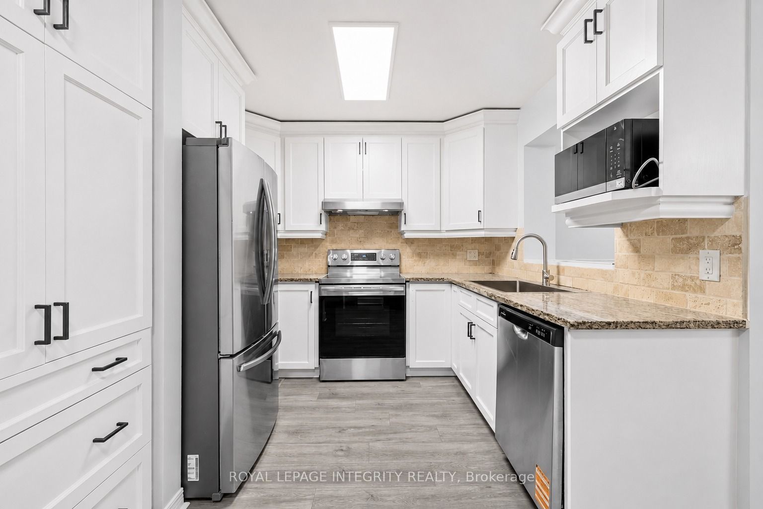 3 Kalbrook Street, Kanata, ON K2T 1A8 photo 4