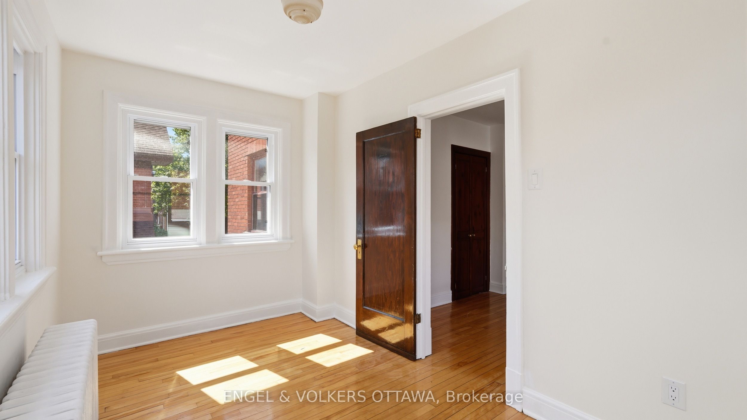99 Charlotte Street 3, Lower Town - Sandy Hill, ON K1N 8J9 photo 3