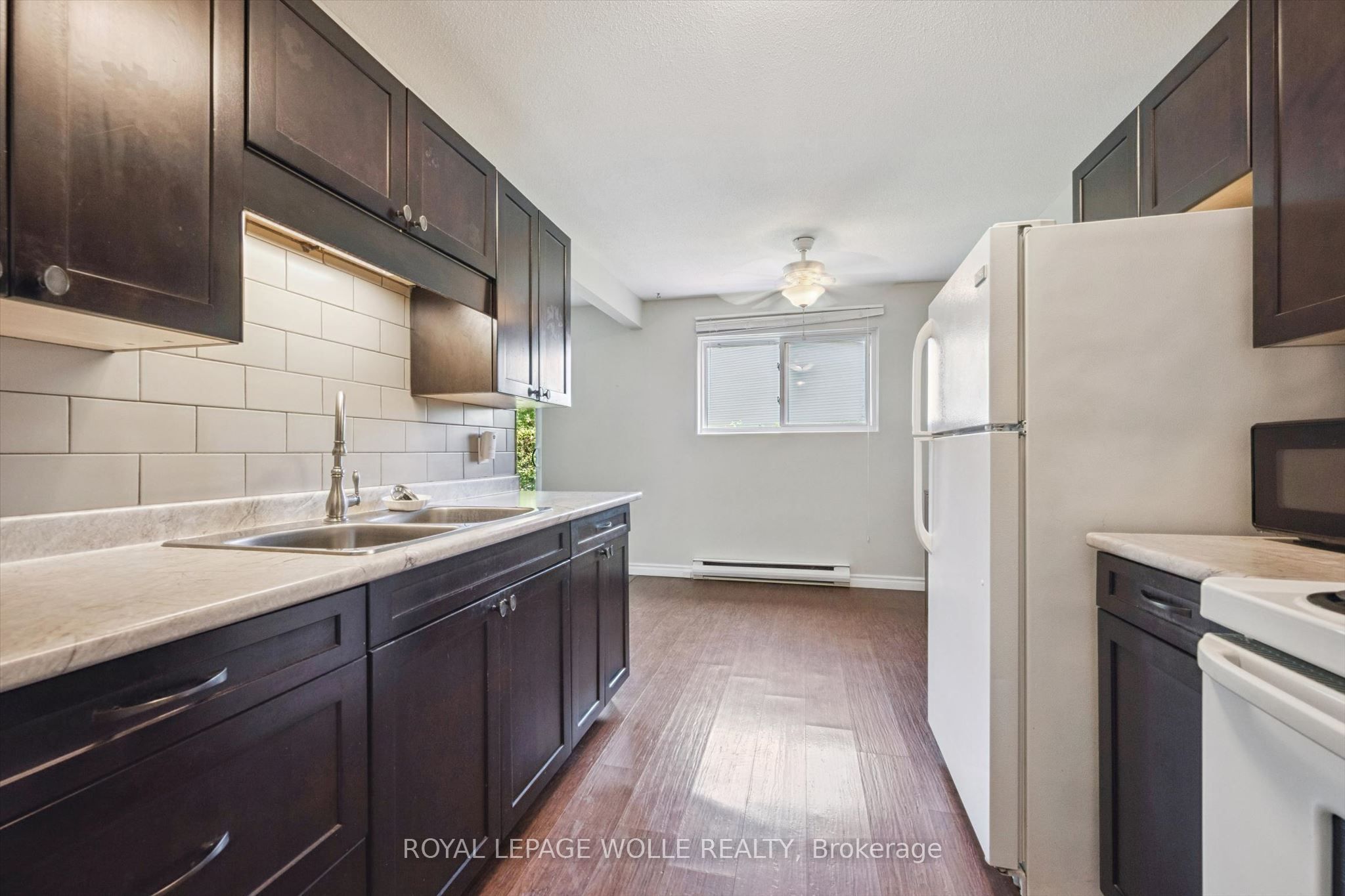 30 Flamingo Drive 30, Woolwich, ON N3B 1V5 photo 5