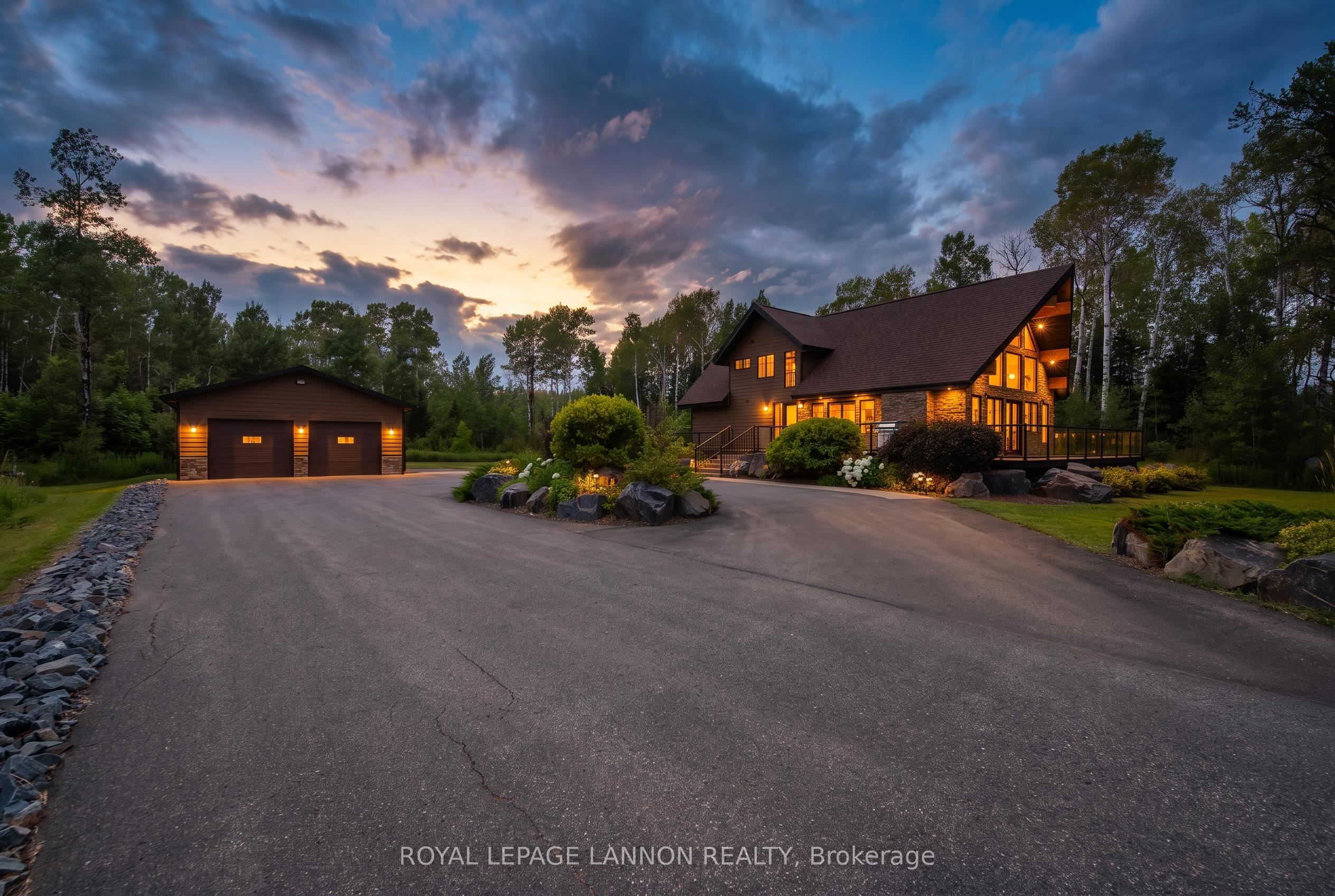 6065 Loch Lomond Road, Thunder Bay, ON P7J 1E7 photo 2
